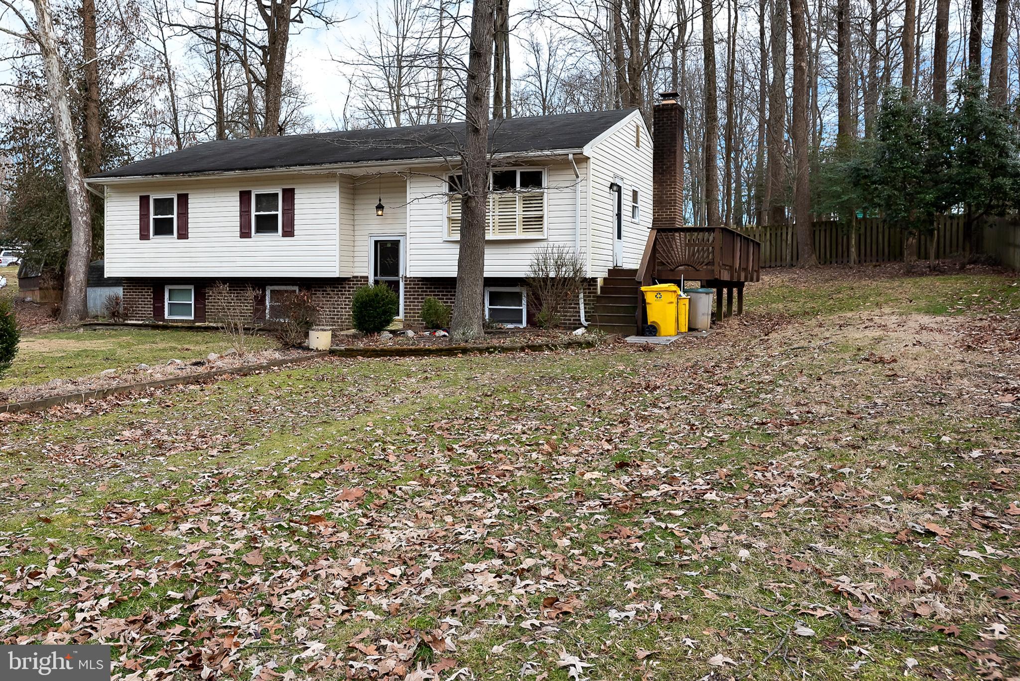 ROLLING KNOLLS - Residential