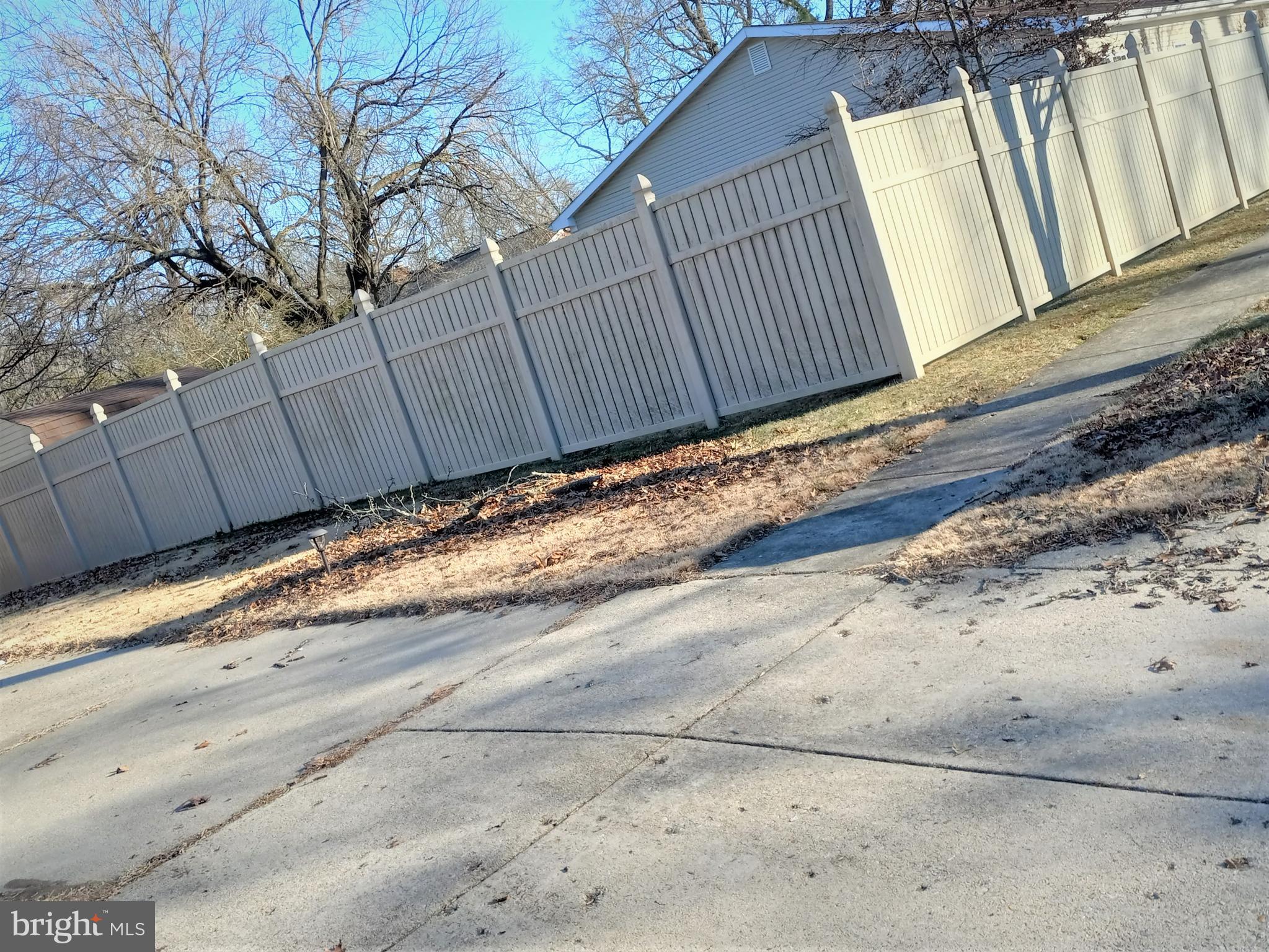 CLINTON - Residential