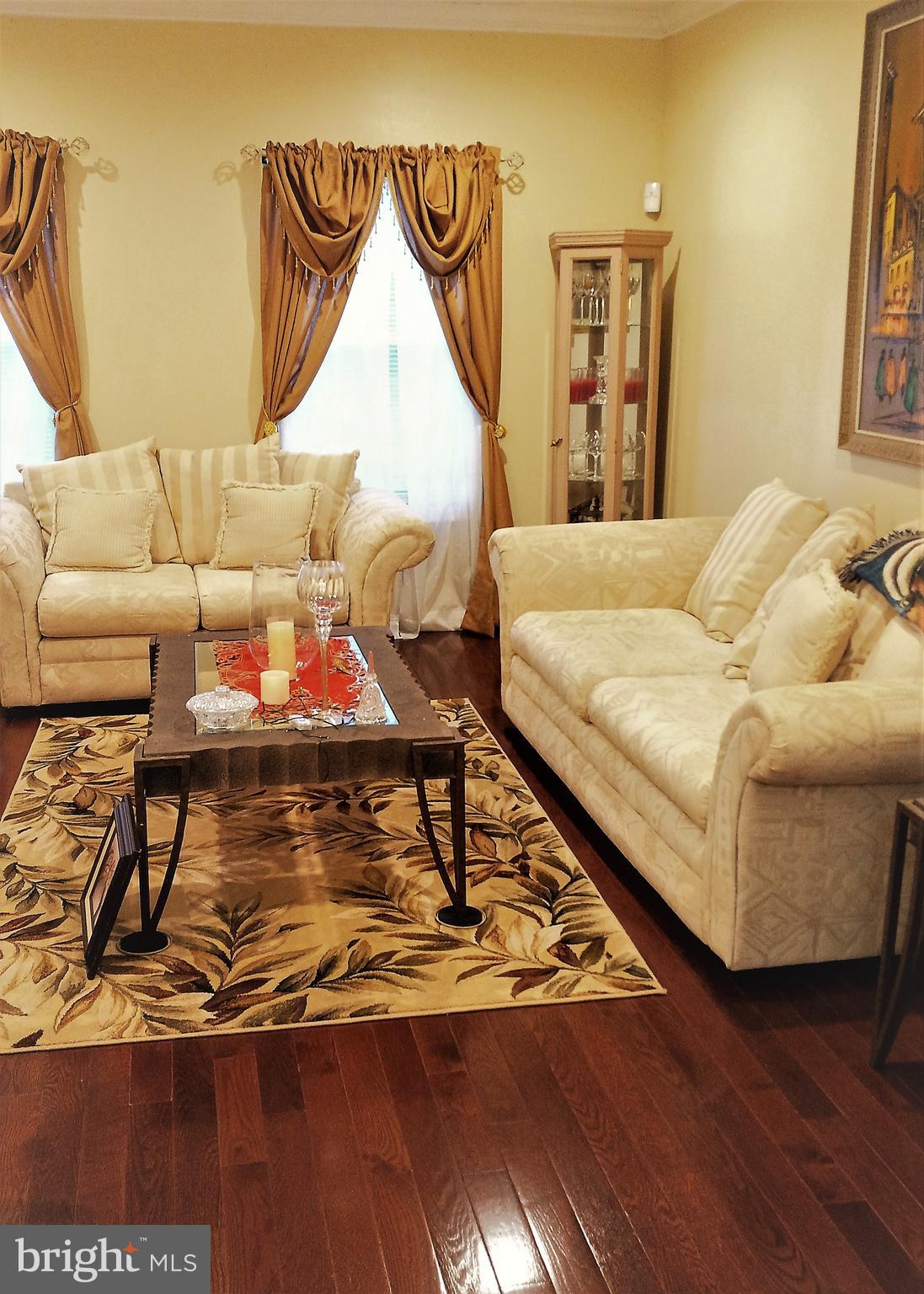 CLINTON - Residential