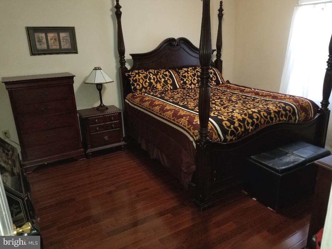 CLINTON - Residential