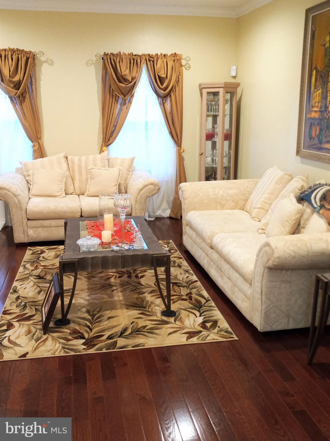 CLINTON - Residential