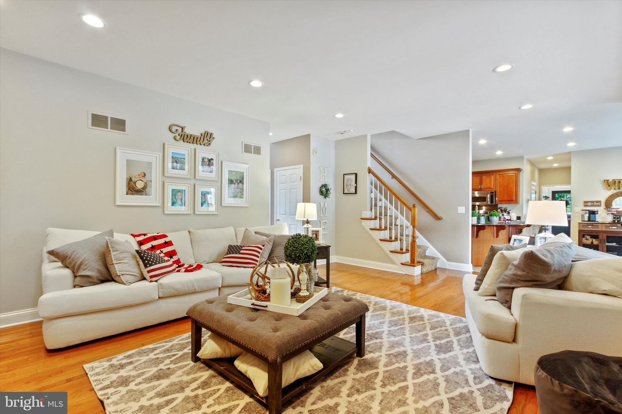 NORTH HOPEWELL - Residential