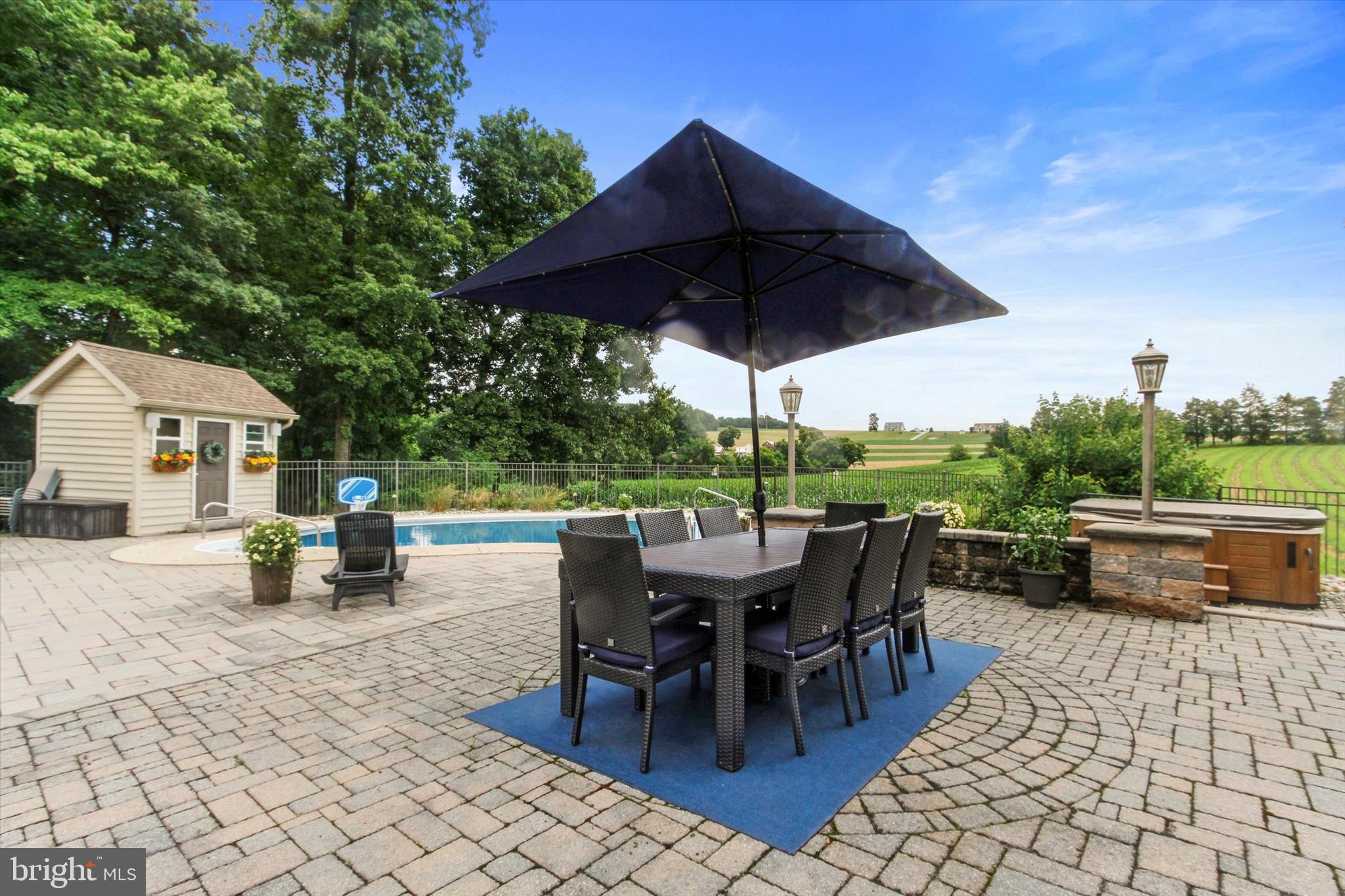 NORTH HOPEWELL - Residential