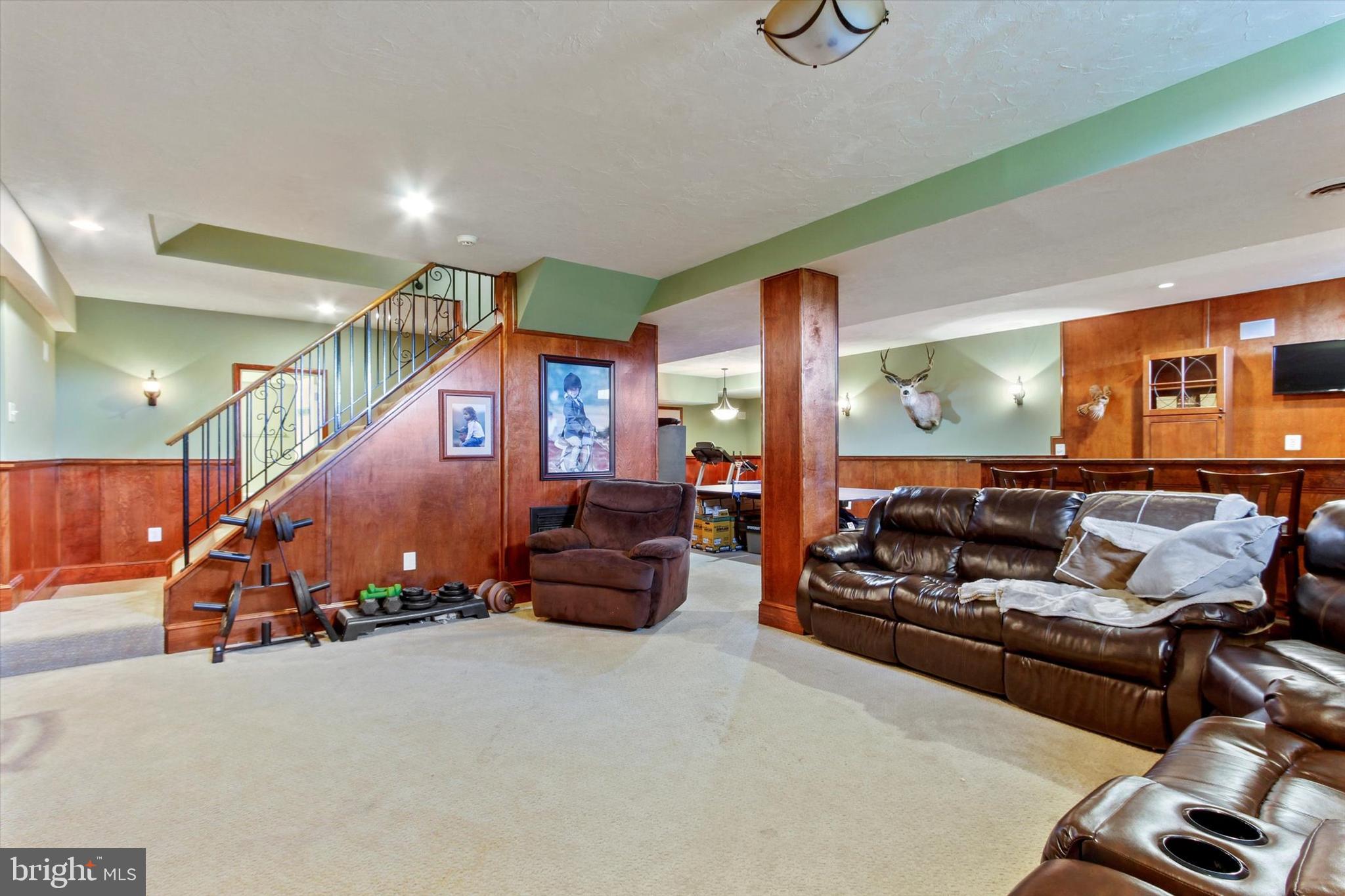 NORTH HOPEWELL - Residential