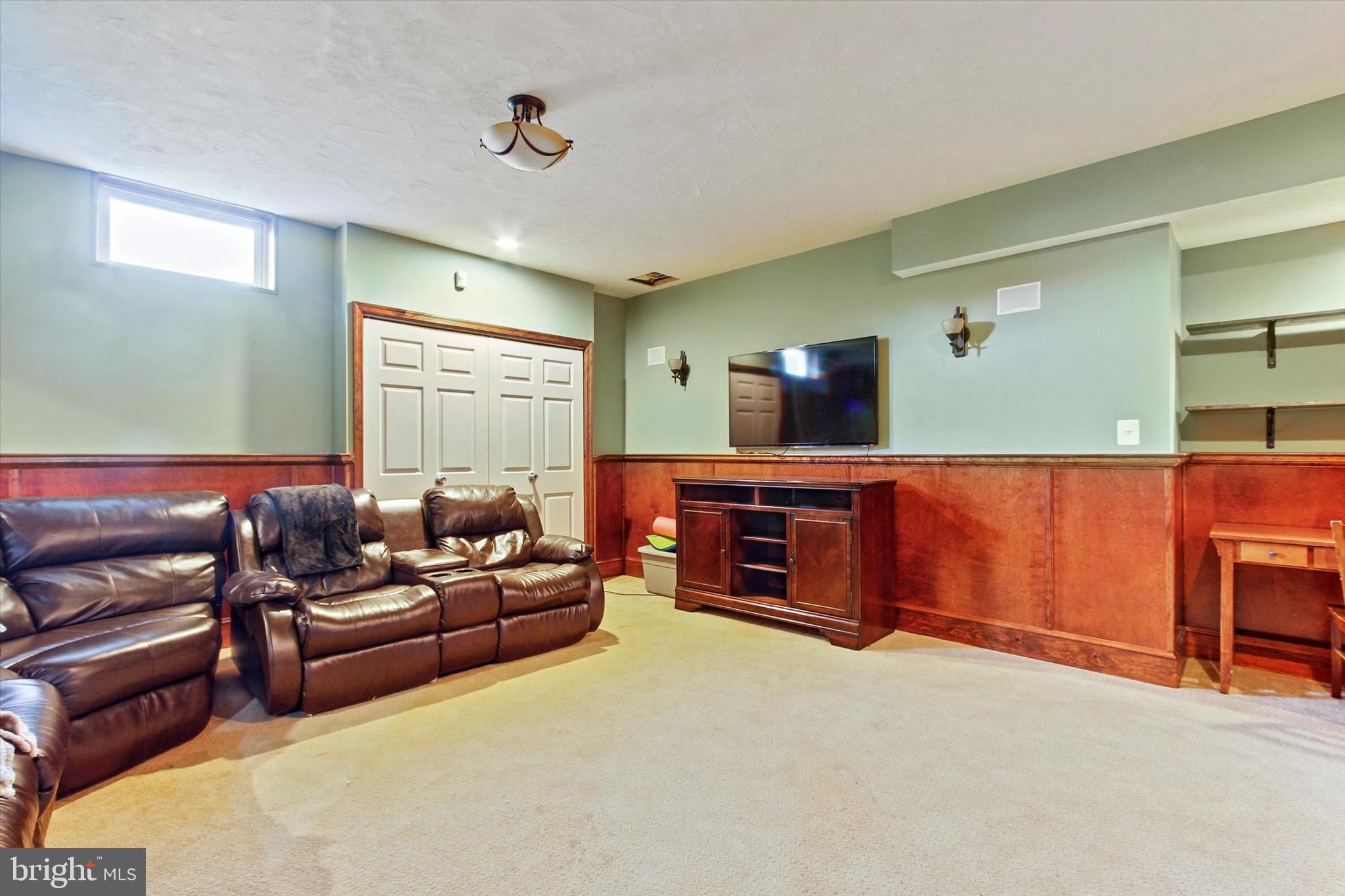 NORTH HOPEWELL - Residential