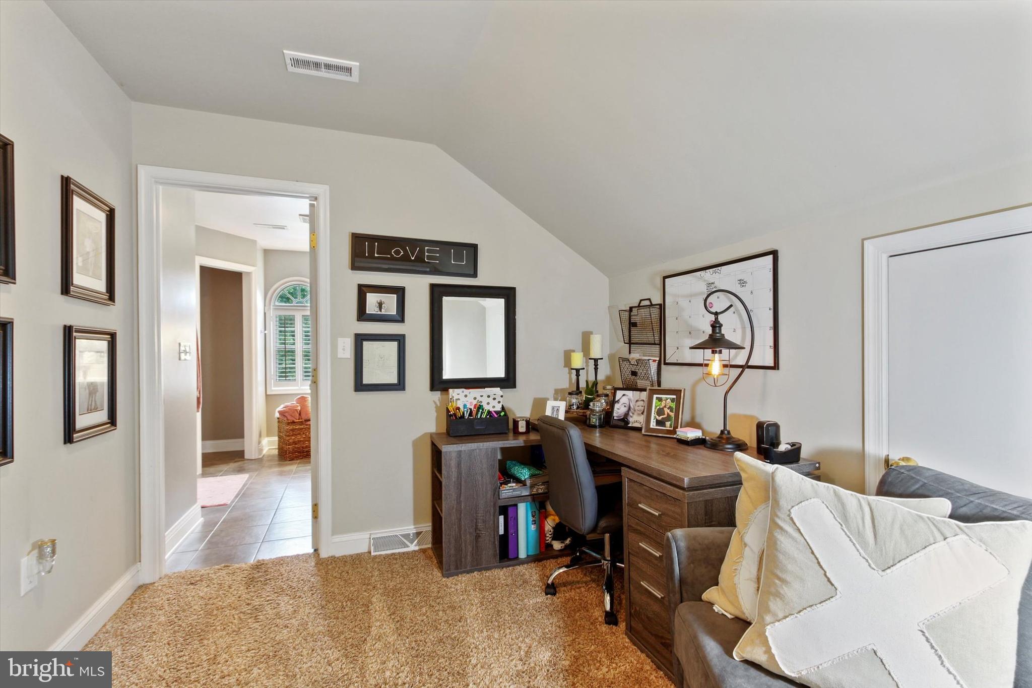 NORTH HOPEWELL - Residential