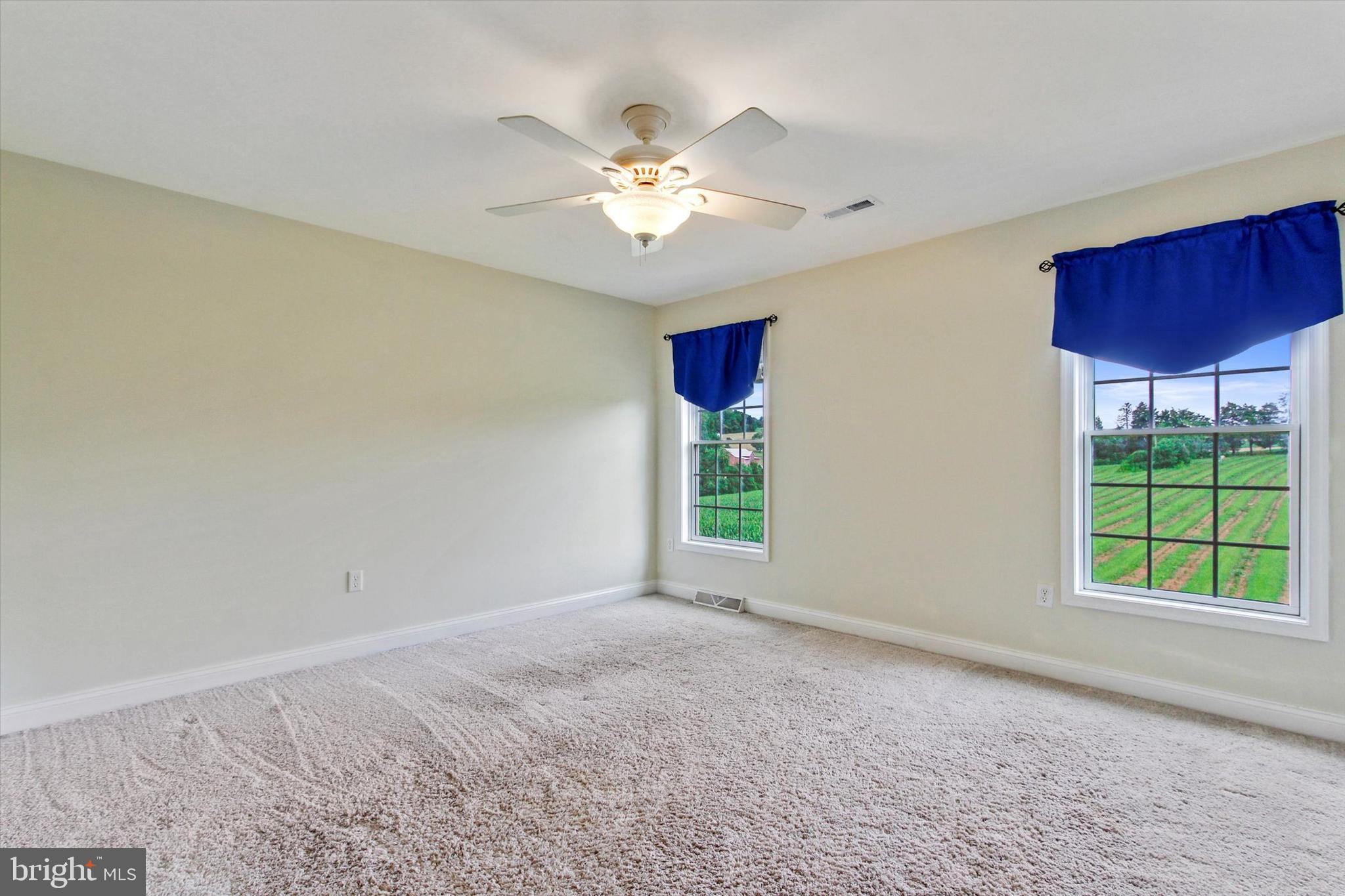 NORTH HOPEWELL - Residential