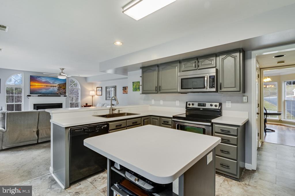 JOHNSON FARM ESTATES - Residential