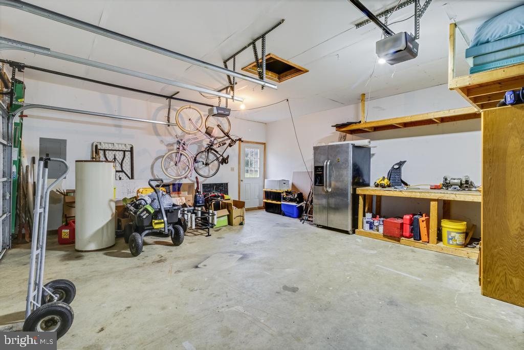 JOHNSON FARM ESTATES - Residential