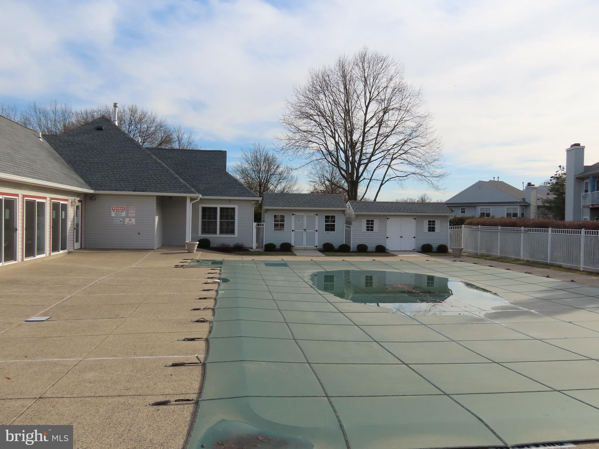 BROOKSTONE - Residential