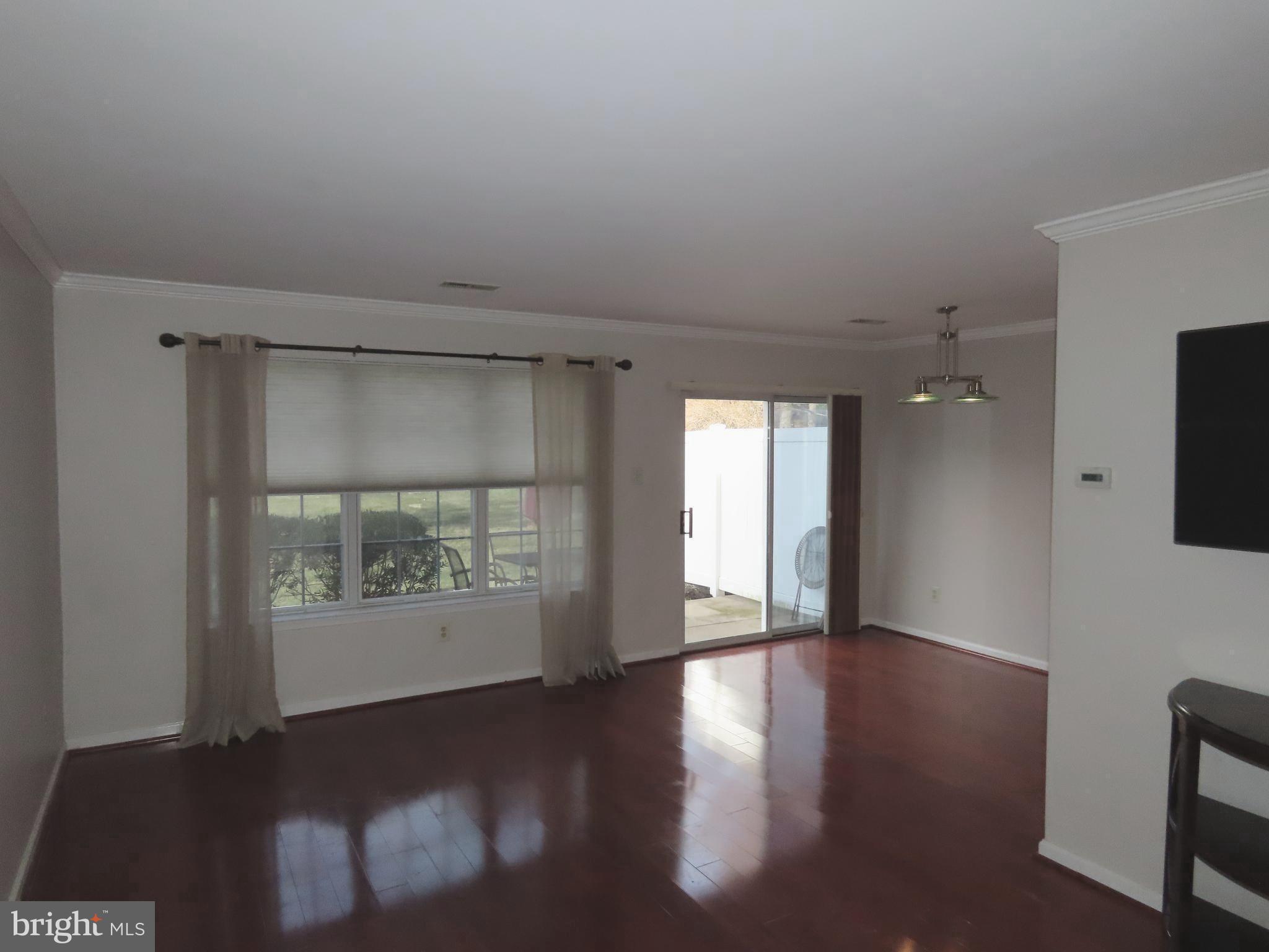 BROOKSTONE - Residential