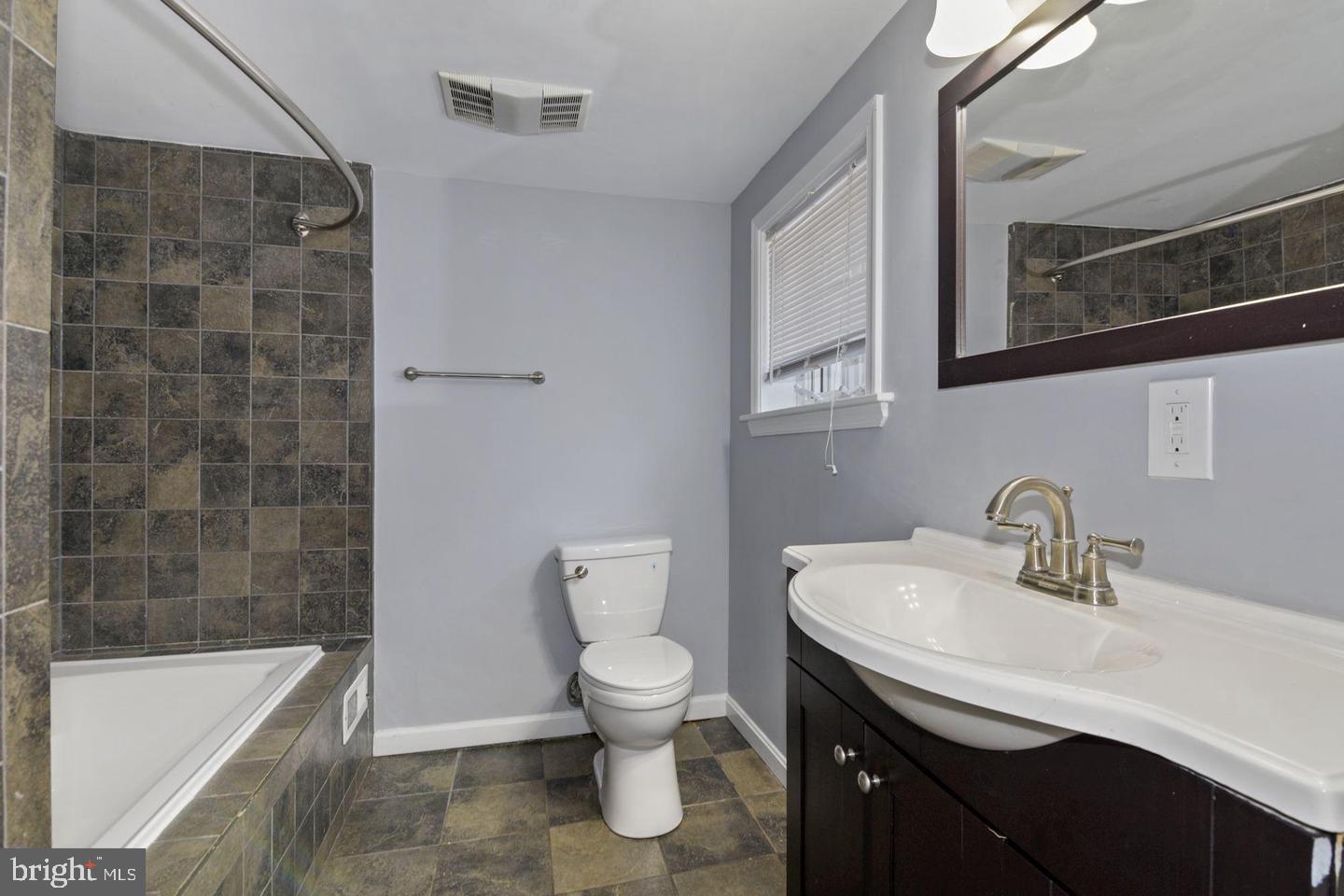 CANTON - Residential Lease