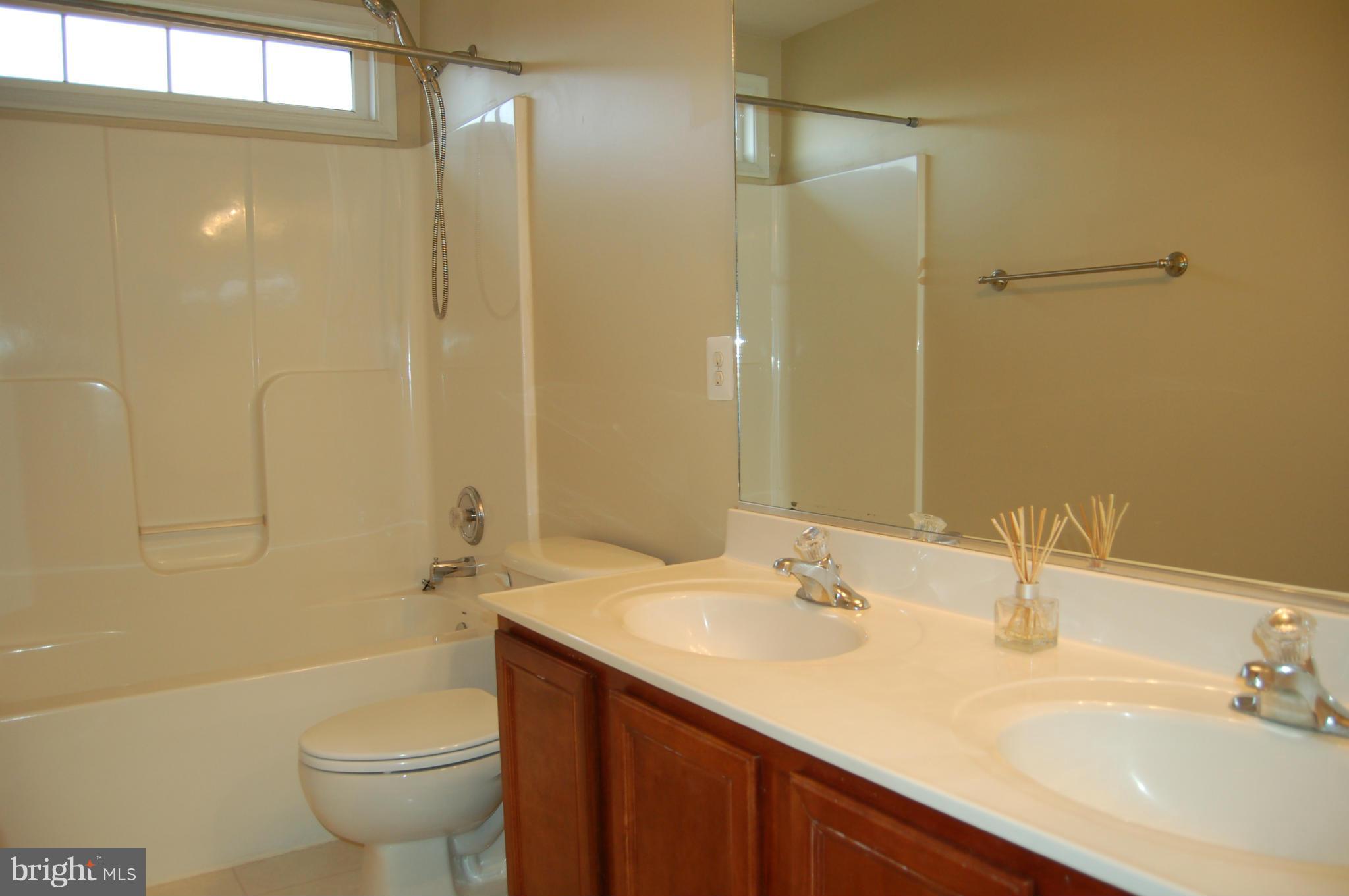 WILDERNESS SHORES - Residential Lease