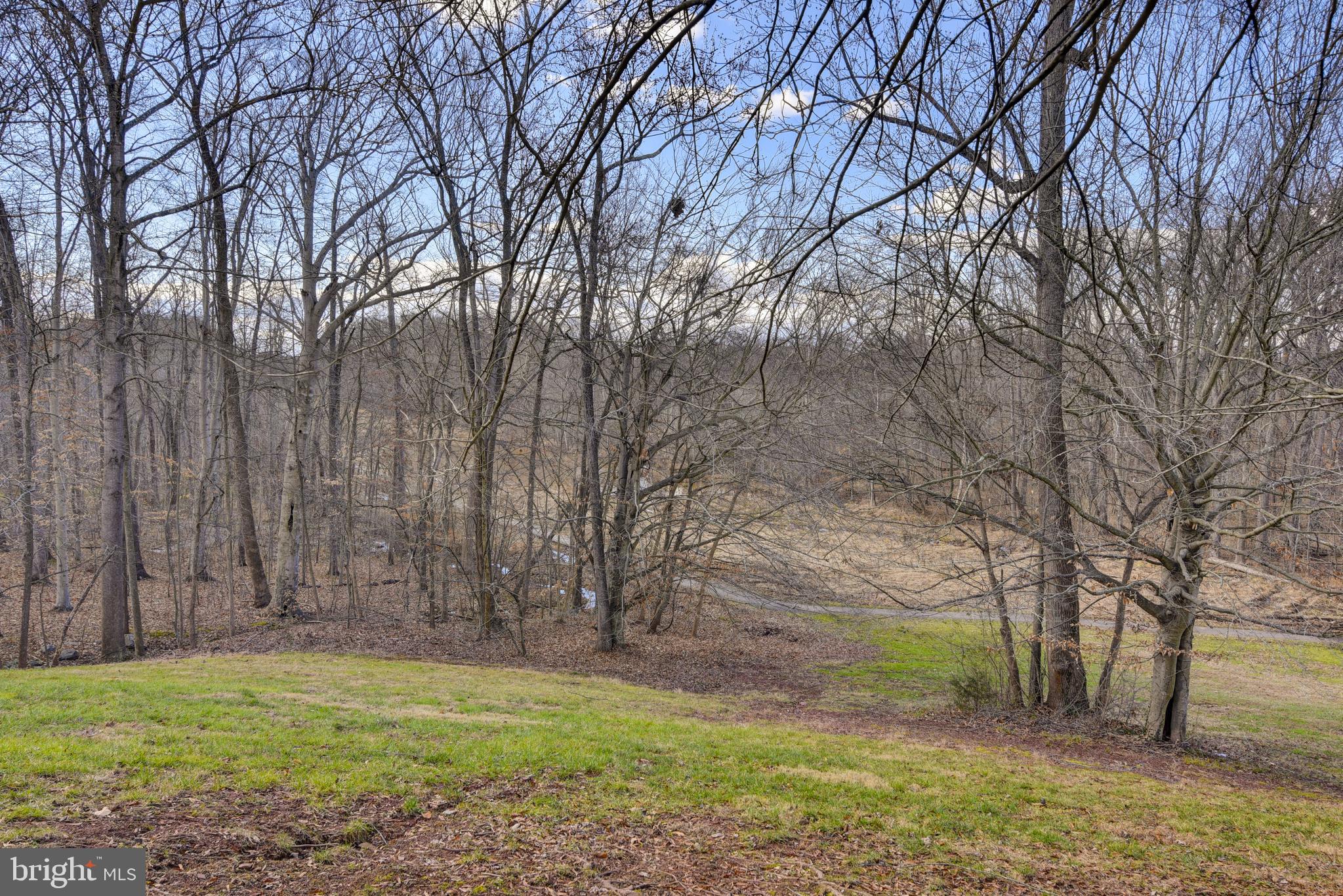 LONDON TOWN WEST - Residential