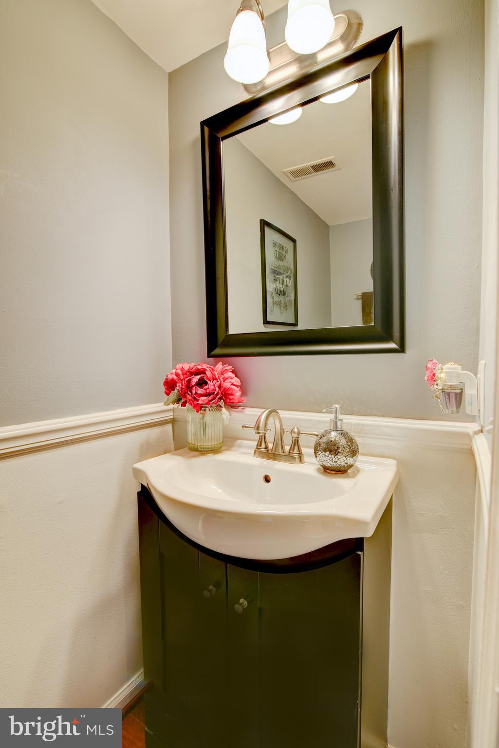 LONDON TOWN WEST - Residential