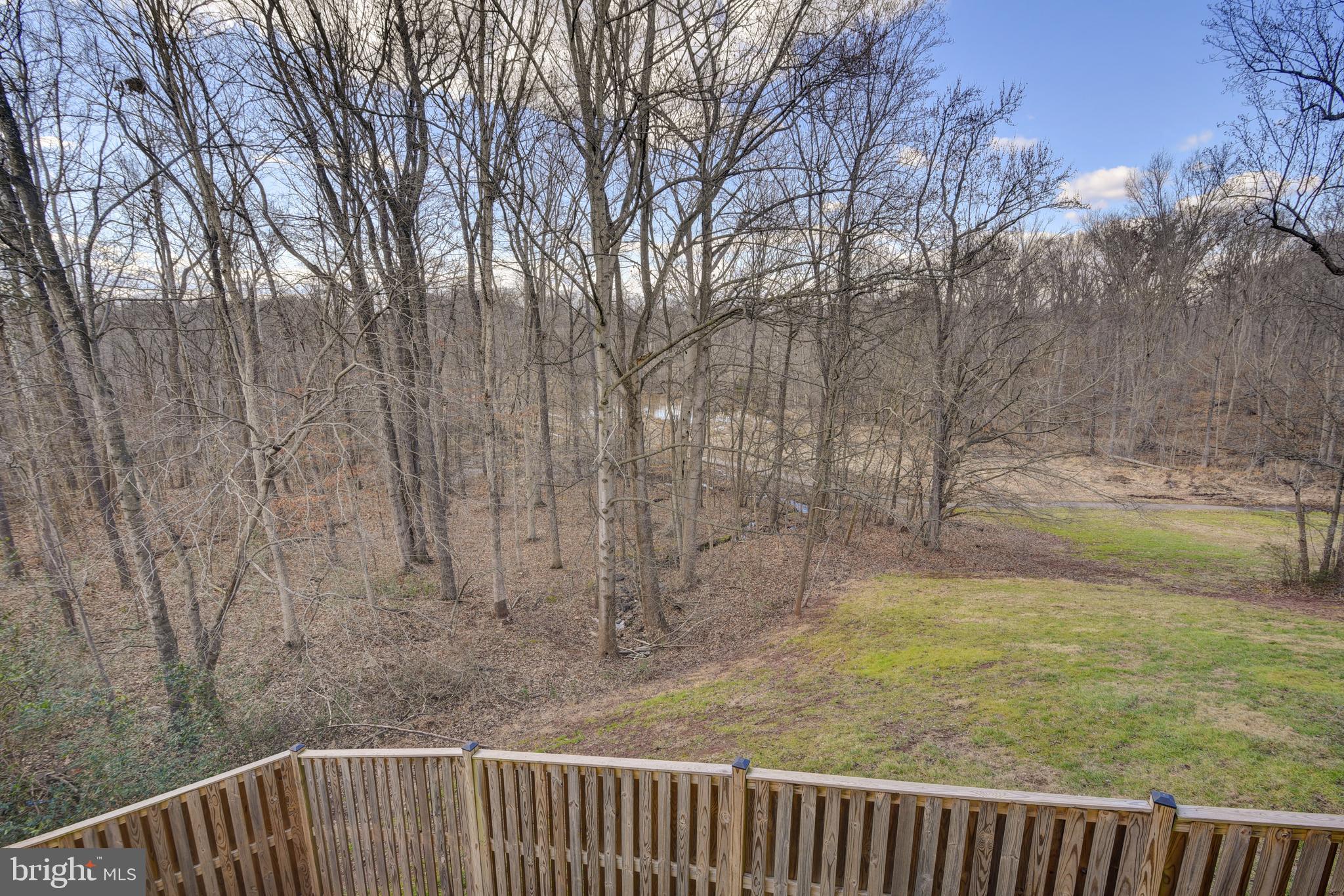 LONDON TOWN WEST - Residential