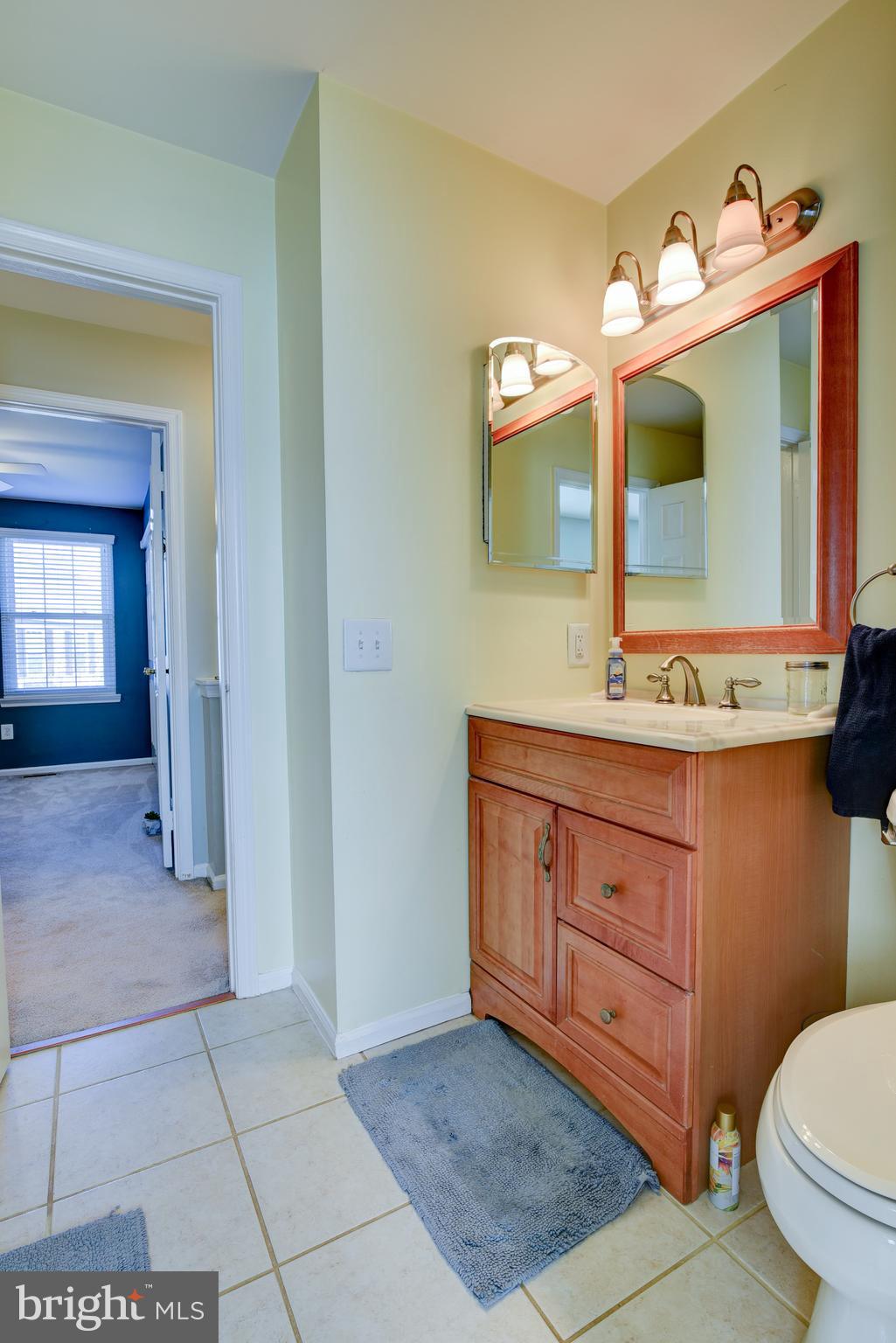 LONDON TOWN WEST - Residential