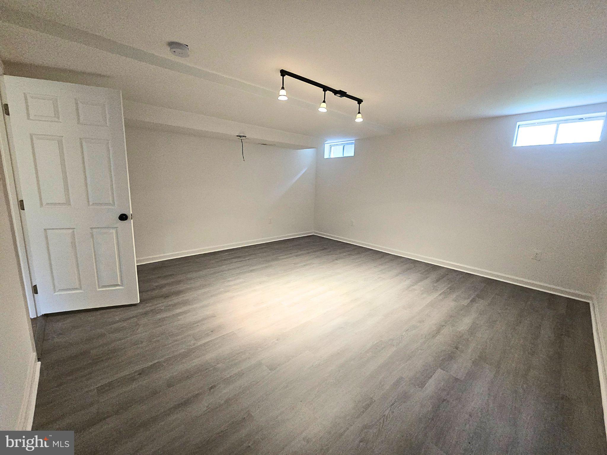 STAFFORD LAKES - Residential