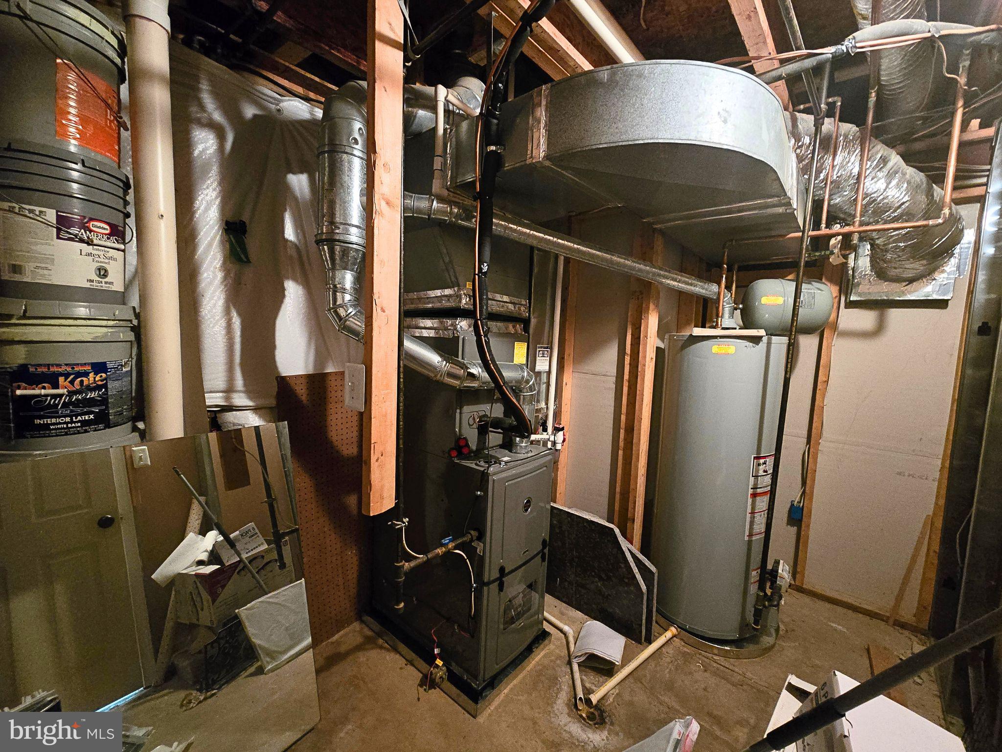 STAFFORD LAKES - Residential