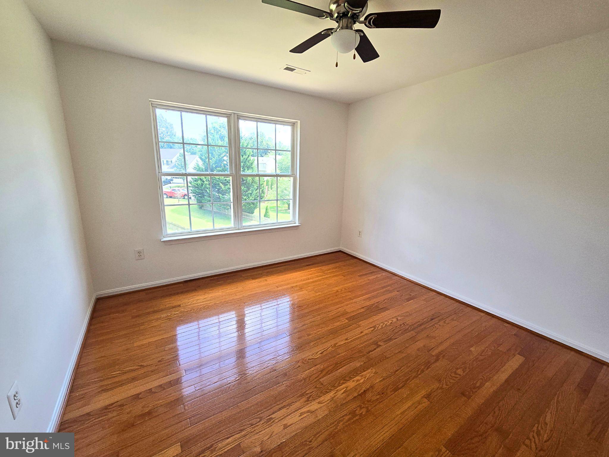 STAFFORD LAKES - Residential