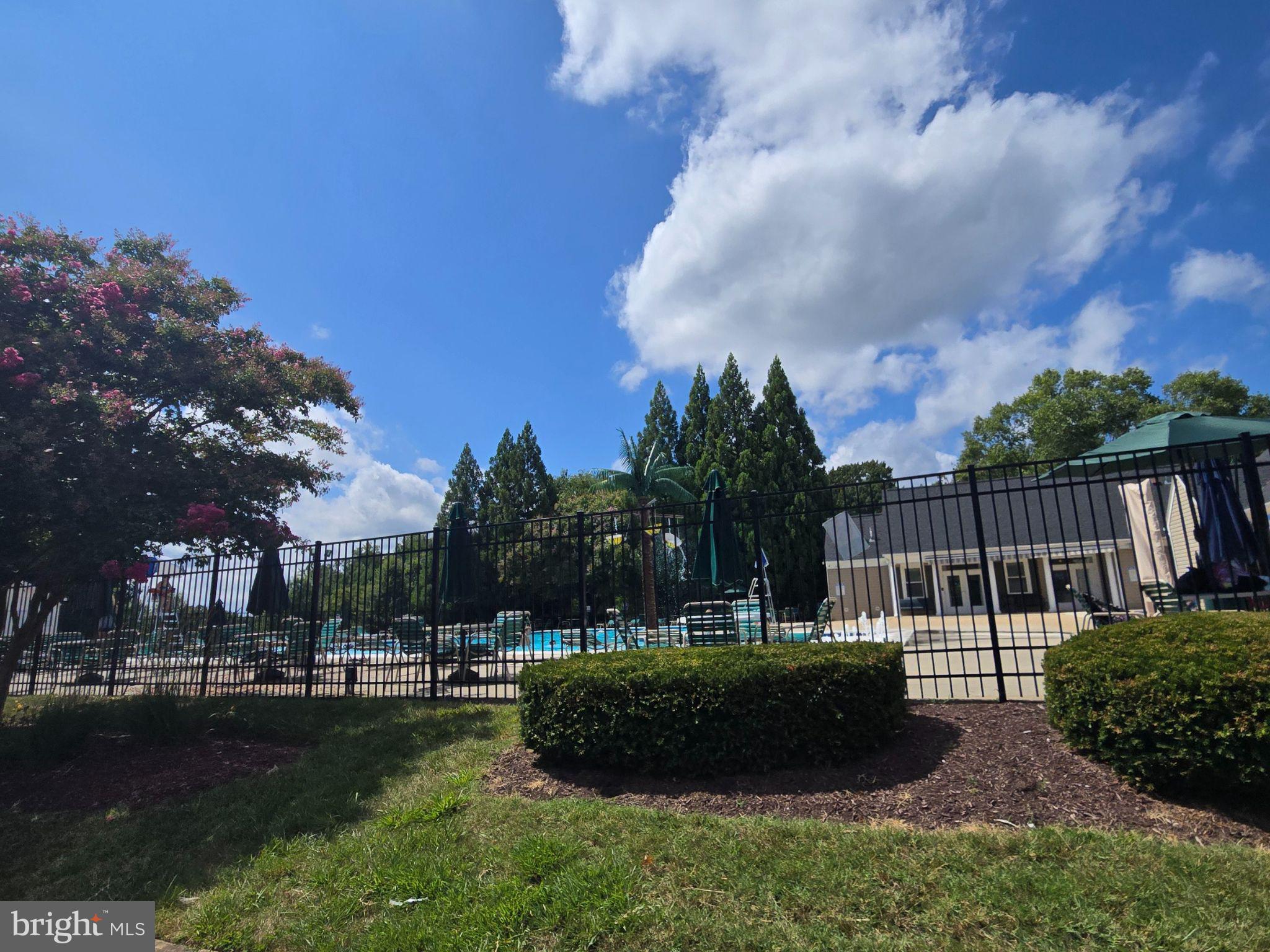 STAFFORD LAKES - Residential