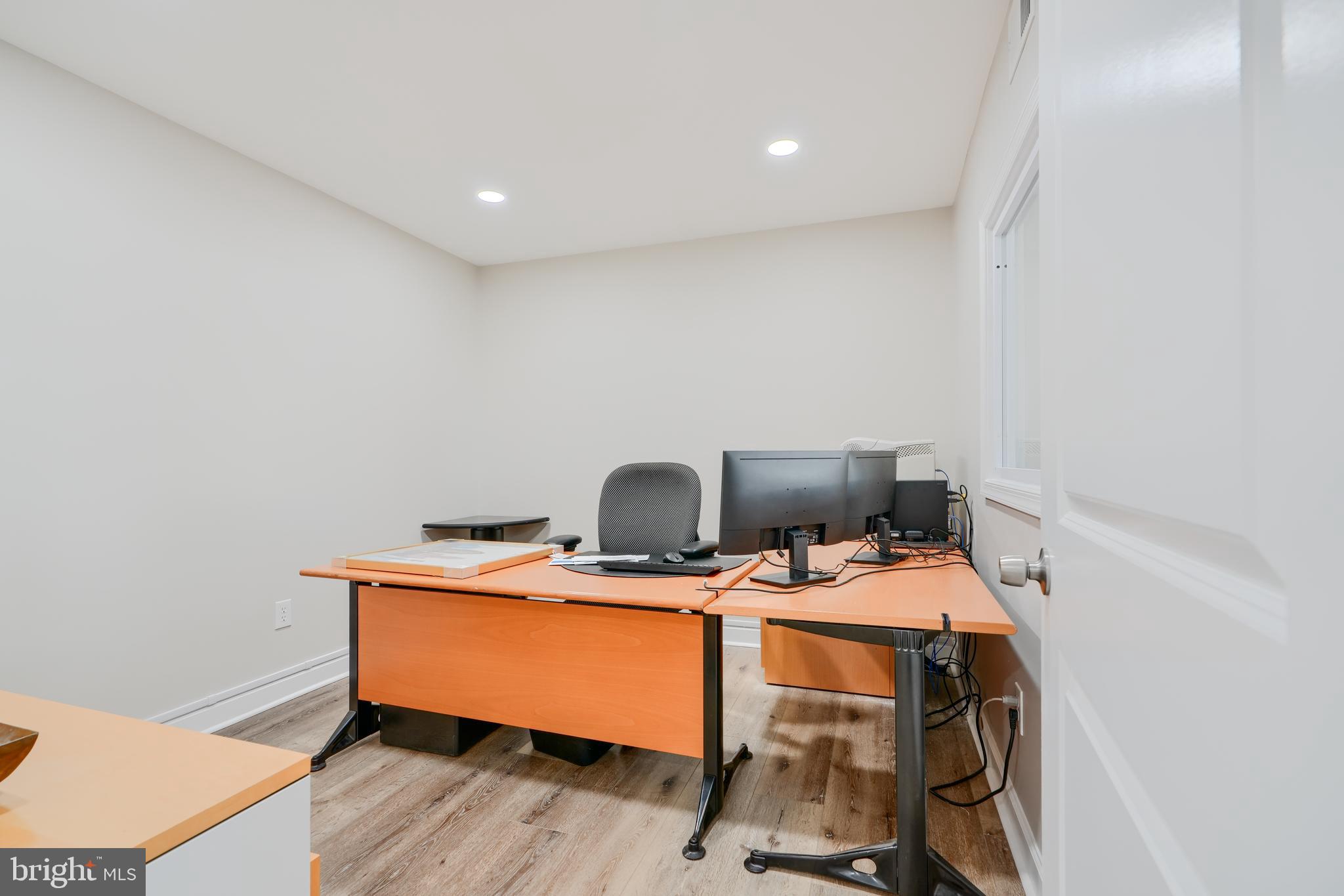 KENMORE FARMS - Residential