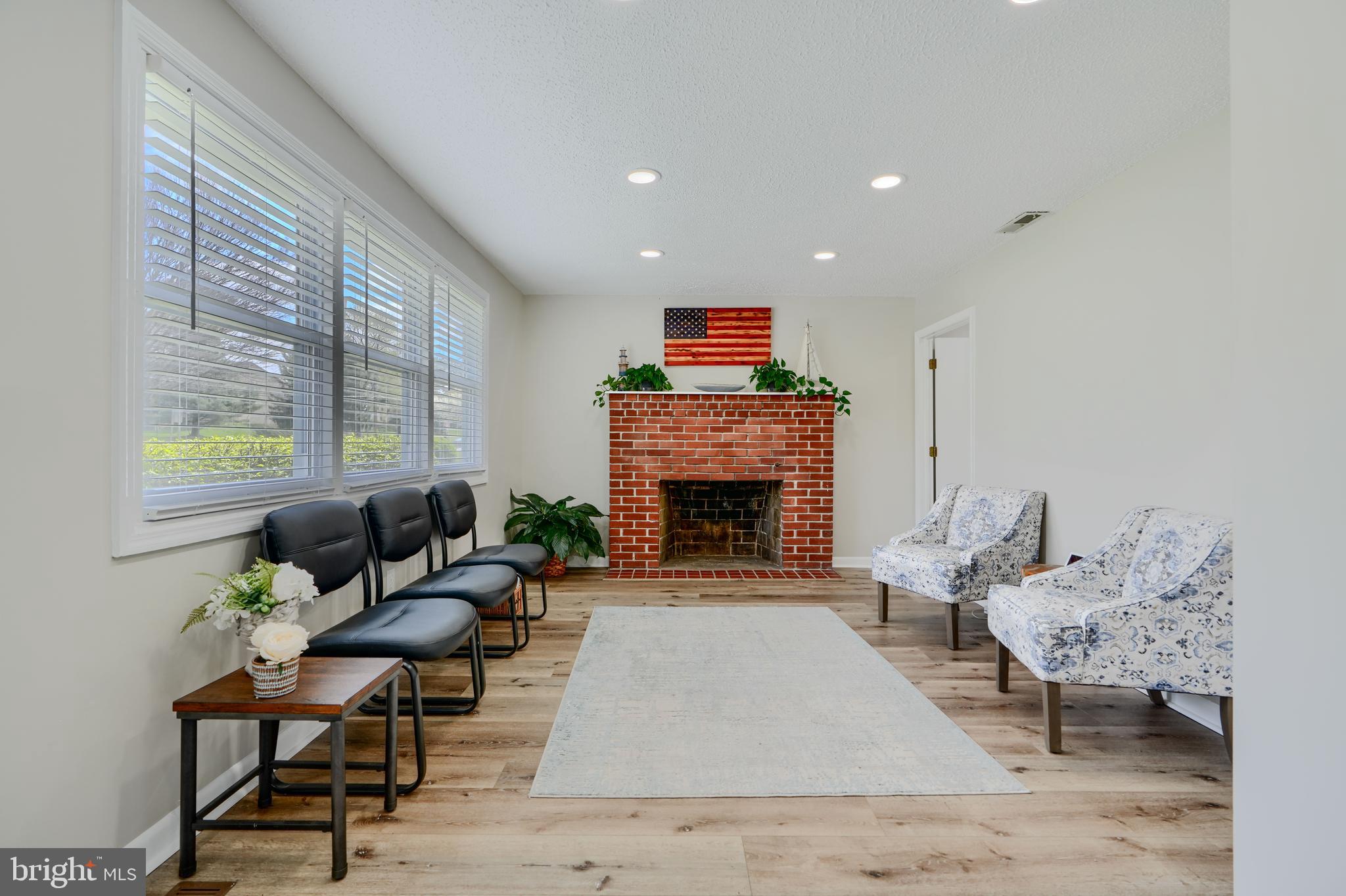 KENMORE FARMS - Residential