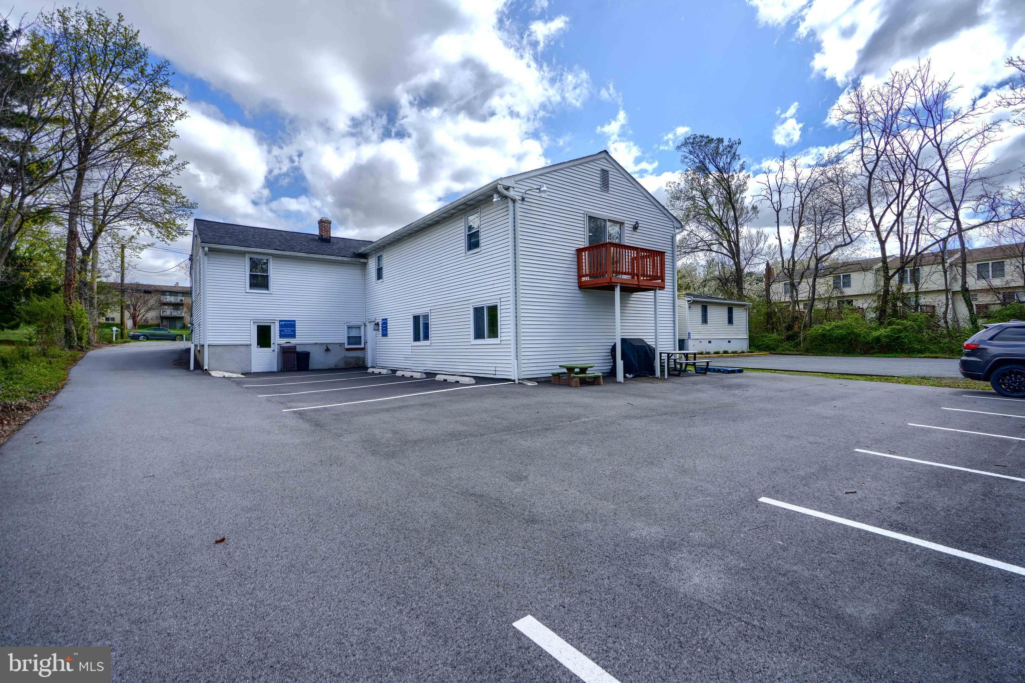 KENMORE FARMS - Residential