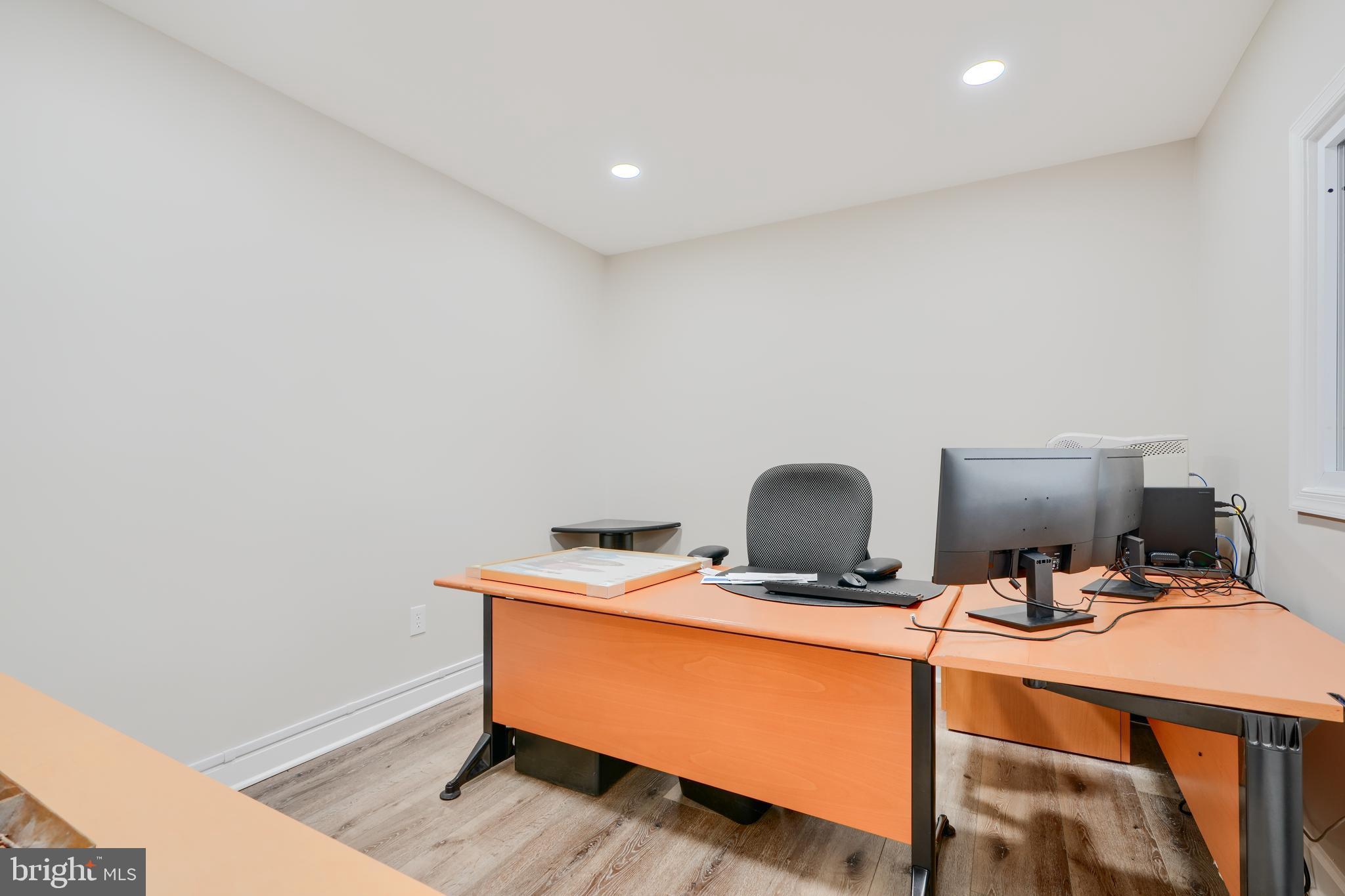 KENMORE FARMS - Residential