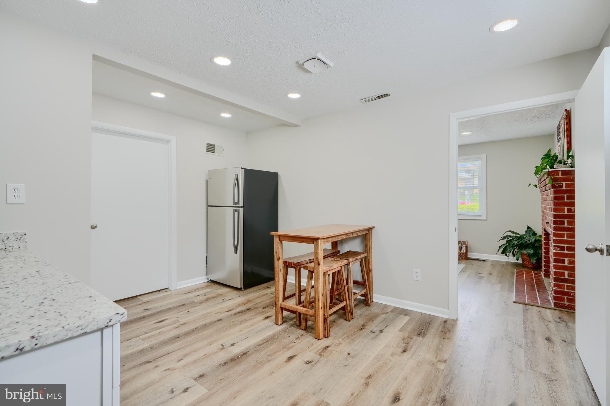 KENMORE FARMS - Residential