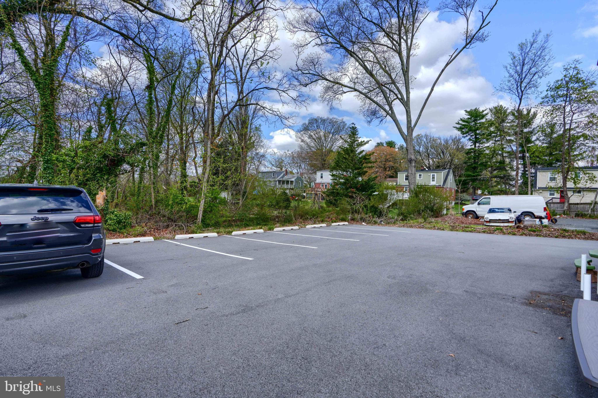 KENMORE FARMS - Residential