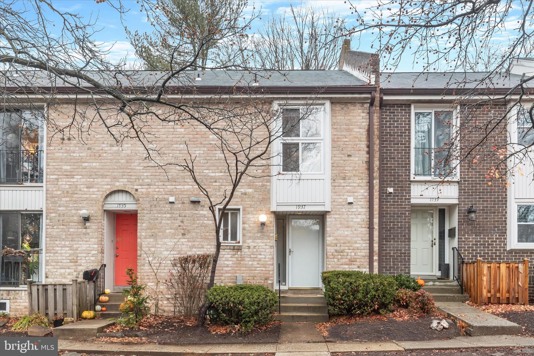 GREENBERRY WOODS - Residential