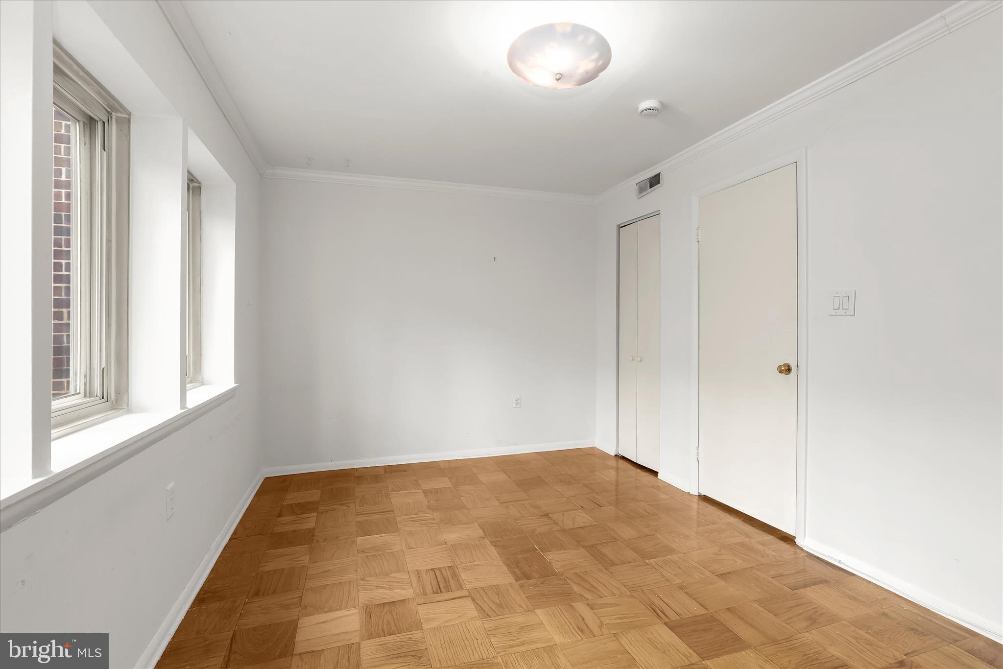 GREENBERRY WOODS - Residential