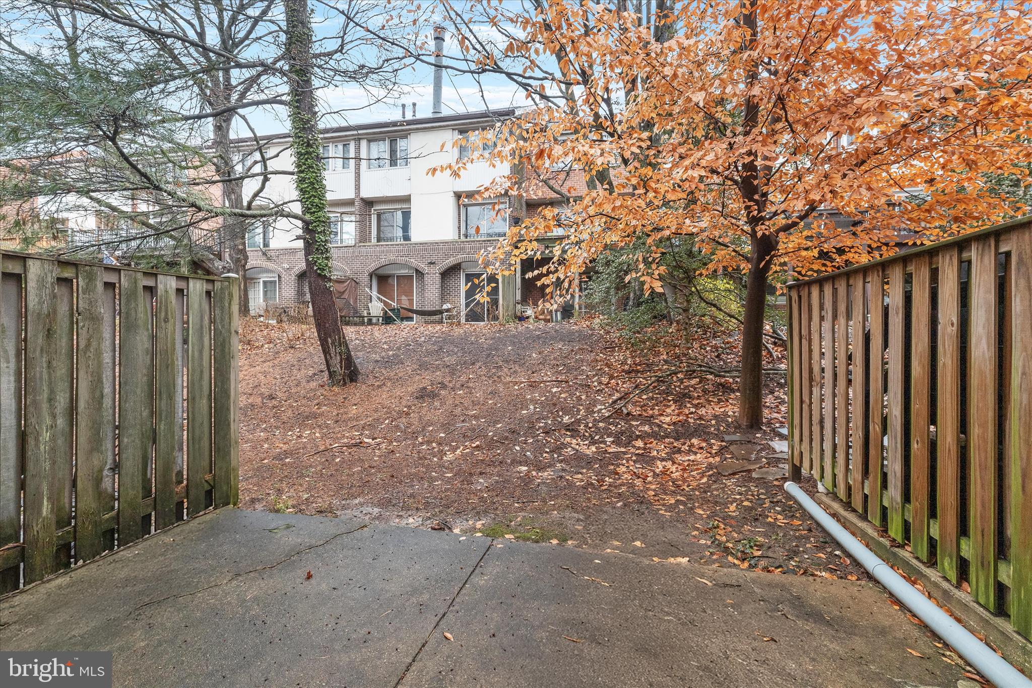 GREENBERRY WOODS - Residential