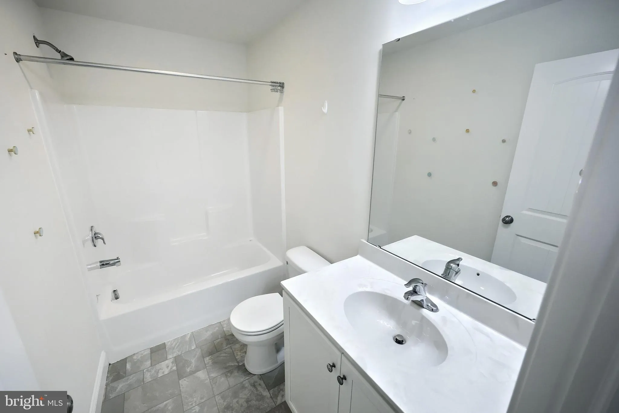 Mount Wolf, Pennsylvania 17347, United States, 4 Bedrooms Bedrooms, ,3 BathroomsBathrooms,Residential,Pending,241310