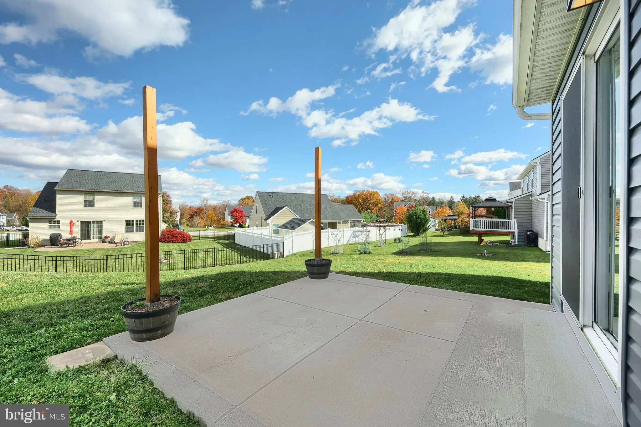 Mount Wolf, Pennsylvania 17347, United States, 4 Bedrooms Bedrooms, ,3 BathroomsBathrooms,Residential,Pending,241310