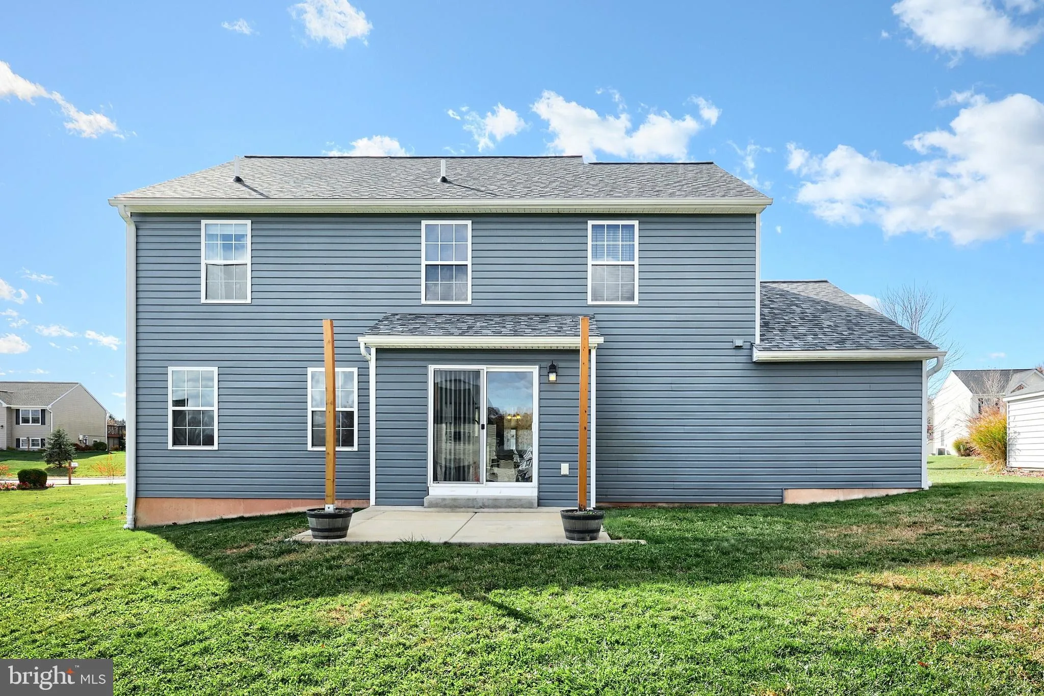 Mount Wolf, Pennsylvania 17347, United States, 4 Bedrooms Bedrooms, ,3 BathroomsBathrooms,Residential,Pending,241310