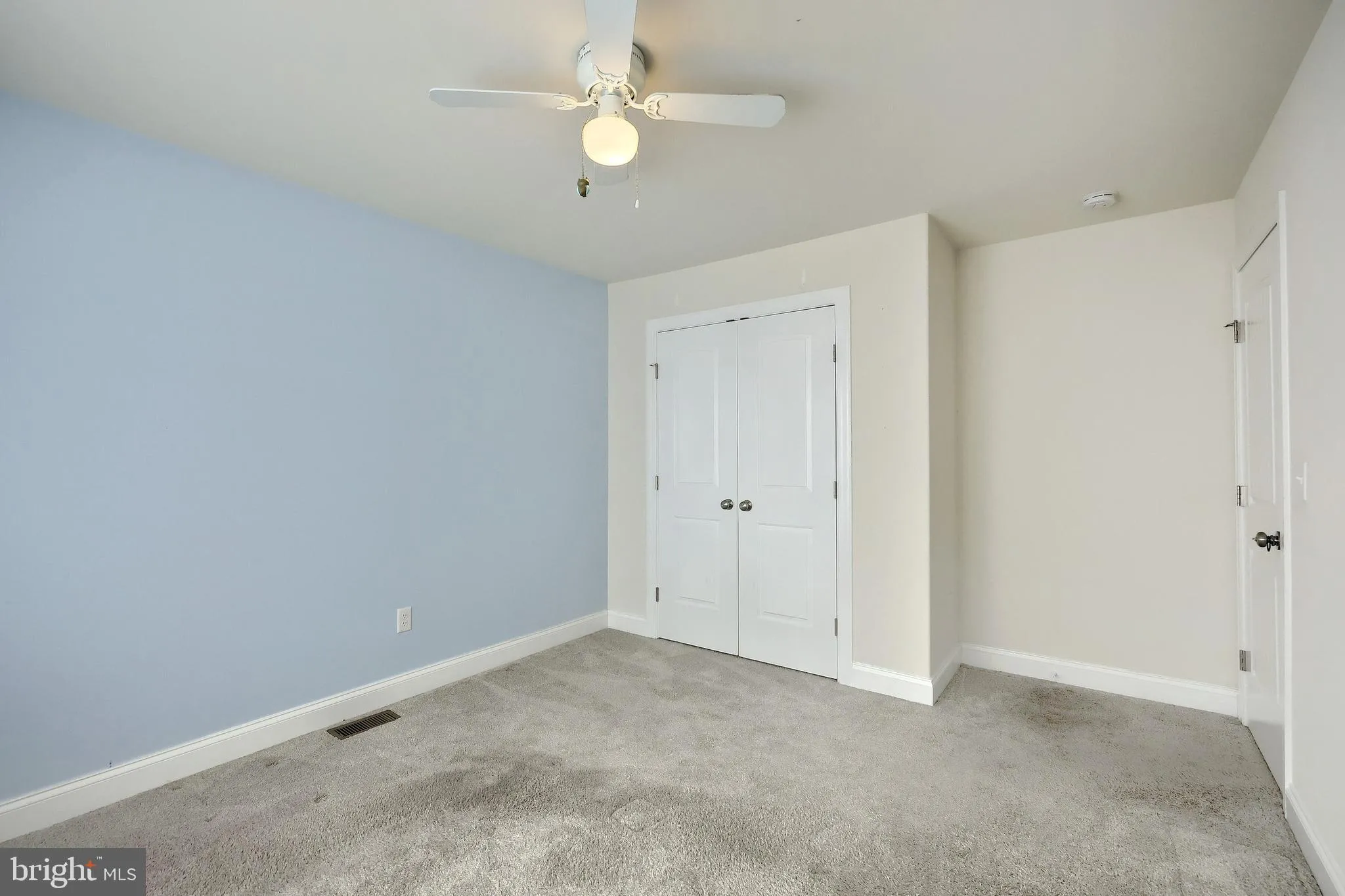 Mount Wolf, Pennsylvania 17347, United States, 4 Bedrooms Bedrooms, ,3 BathroomsBathrooms,Residential,Pending,241310