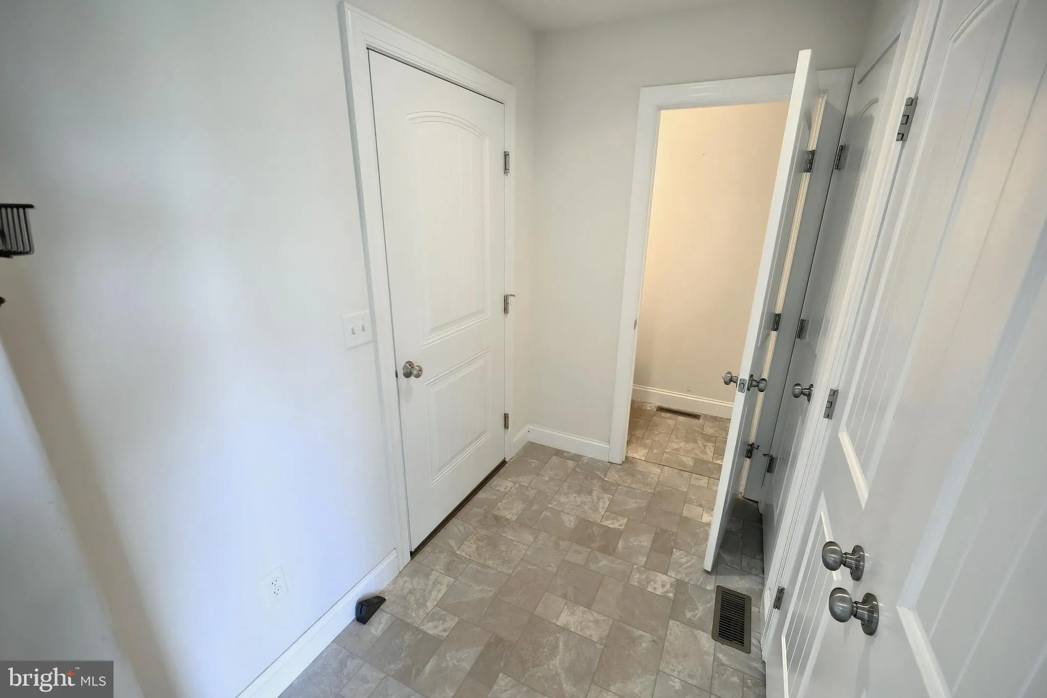 Mount Wolf, Pennsylvania 17347, United States, 4 Bedrooms Bedrooms, ,3 BathroomsBathrooms,Residential,Pending,241310