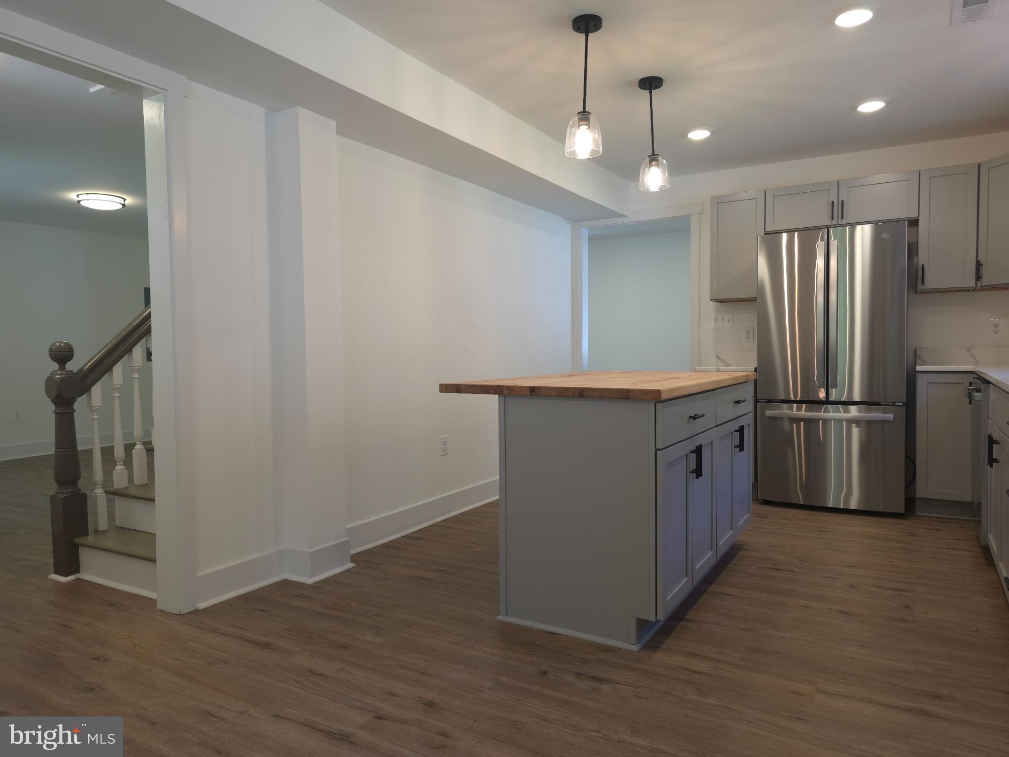 COURTHOUSE ROAD - Residential Lease