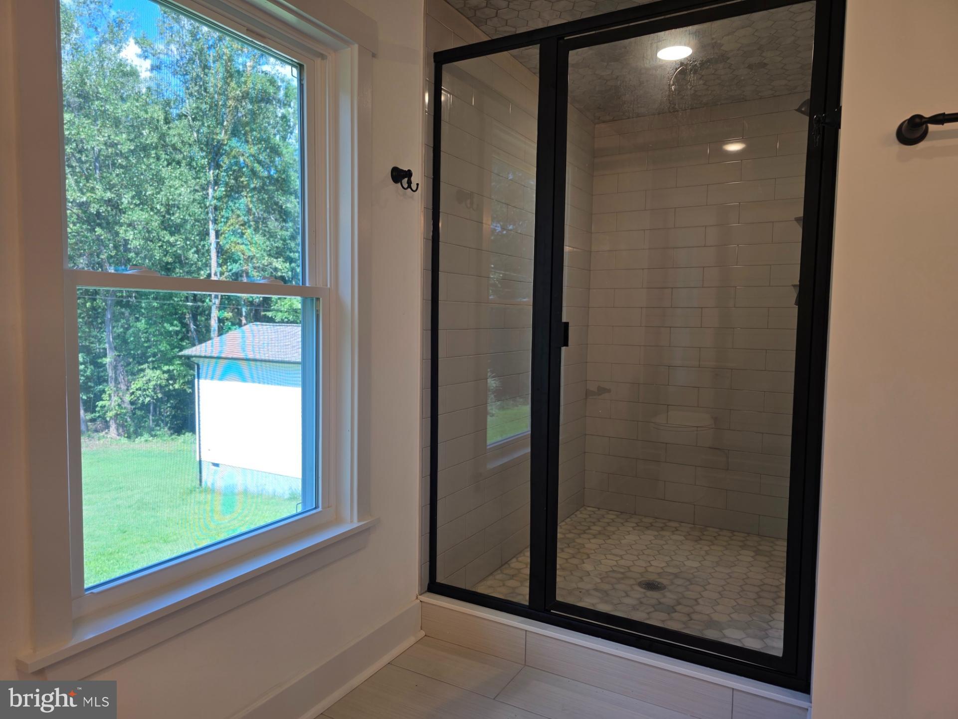 COURTHOUSE ROAD - Residential Lease