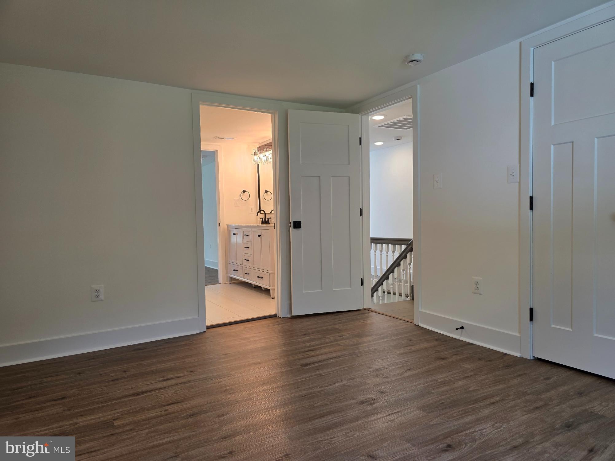 COURTHOUSE ROAD - Residential Lease