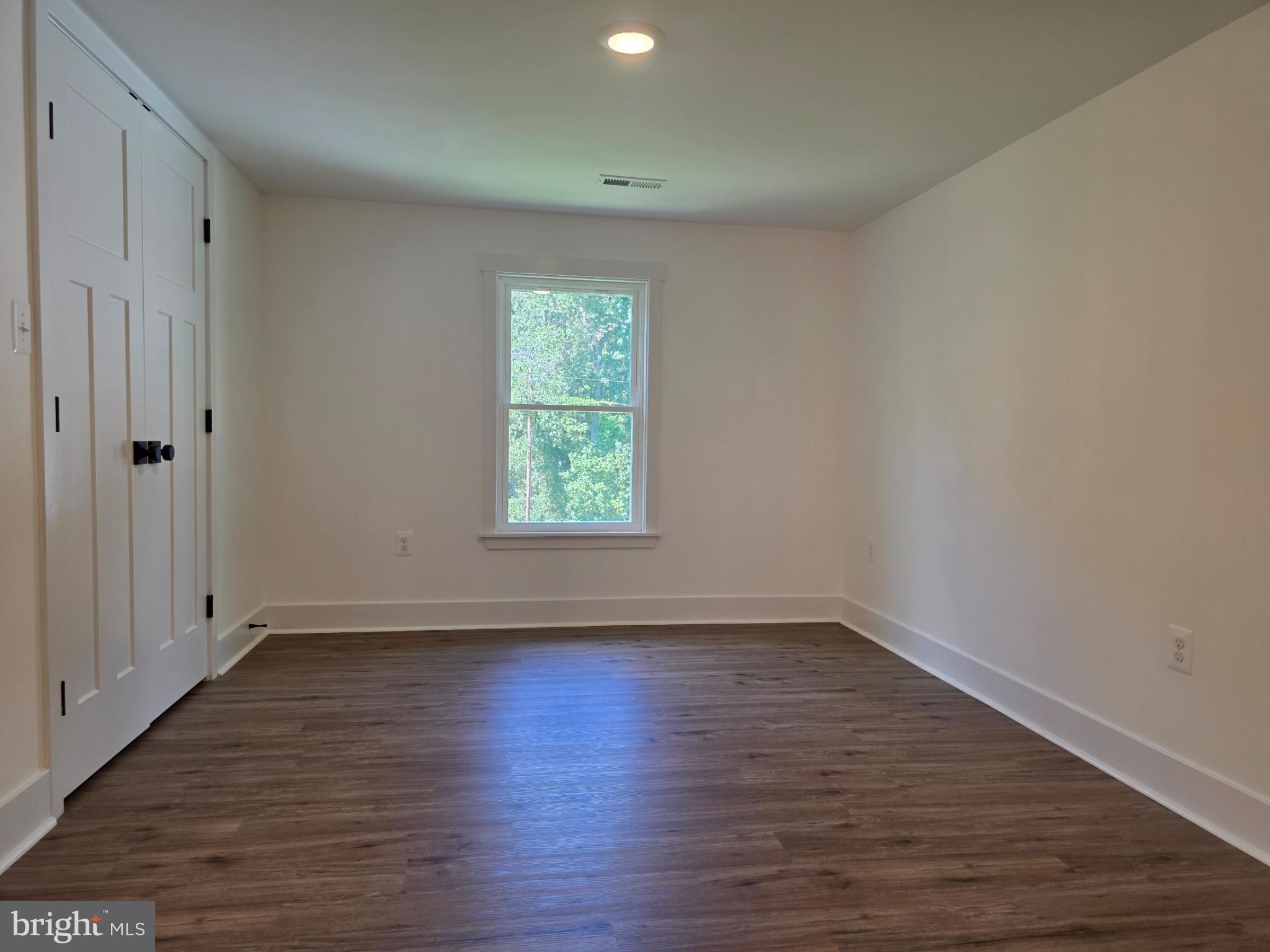 COURTHOUSE ROAD - Residential Lease