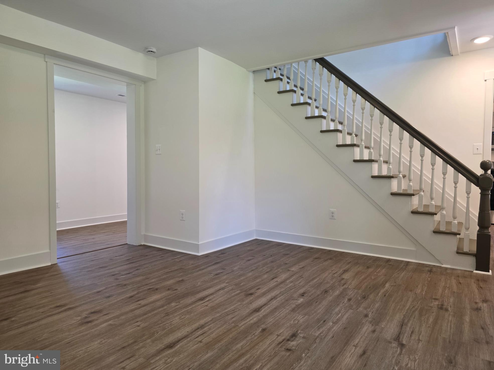 COURTHOUSE ROAD - Residential Lease