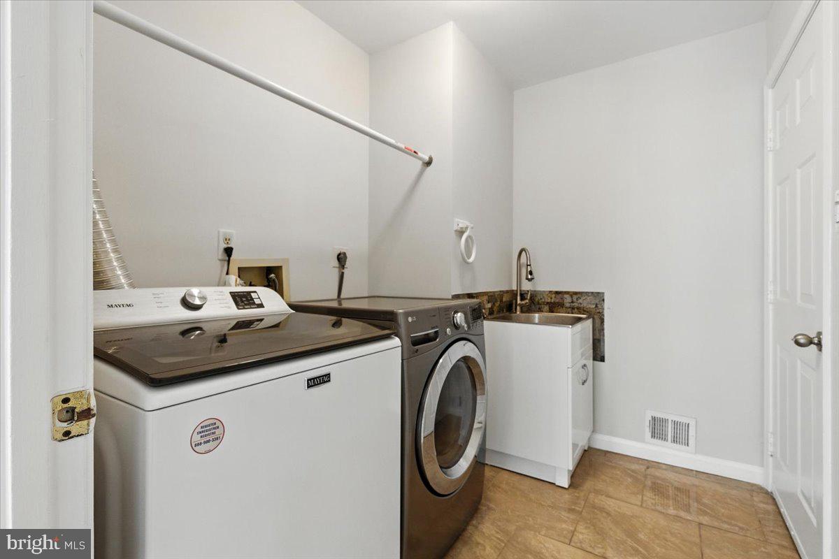 KINGSTREAM - Residential Lease