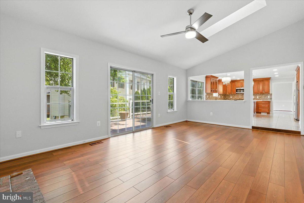 KINGSTREAM - Residential Lease