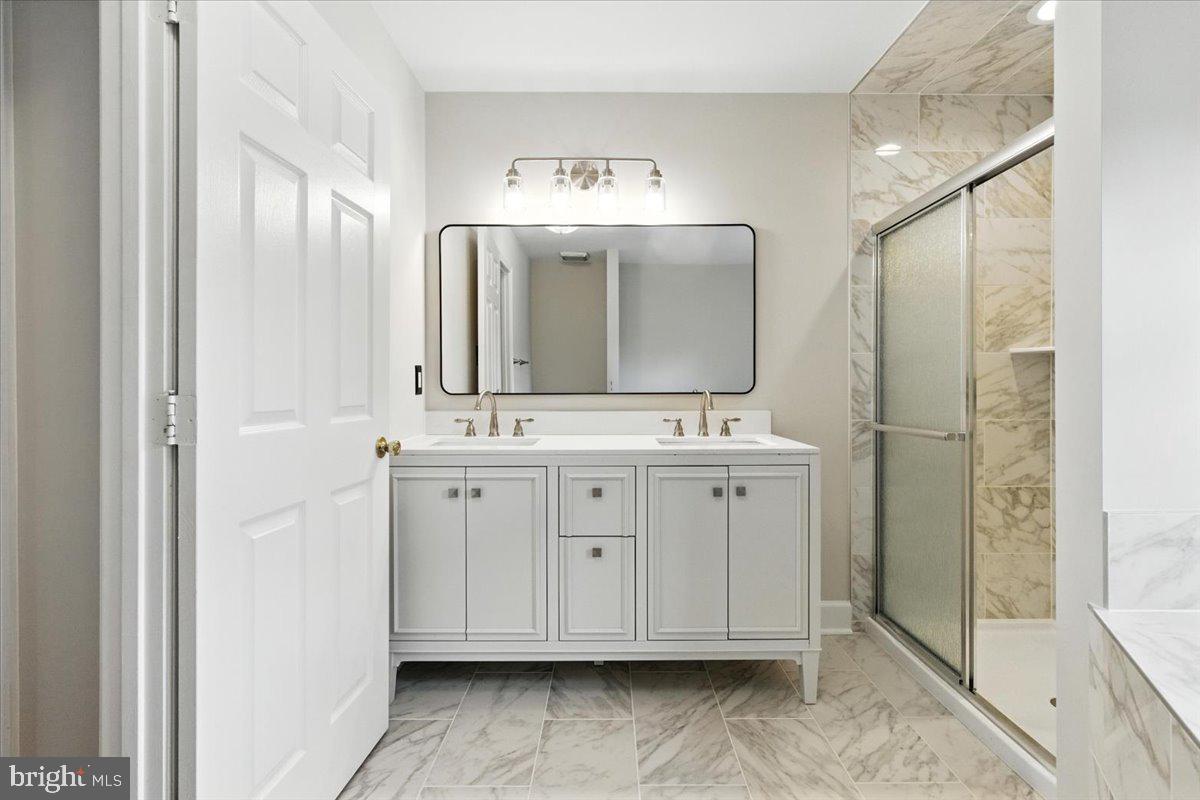 KINGSTREAM - Residential Lease