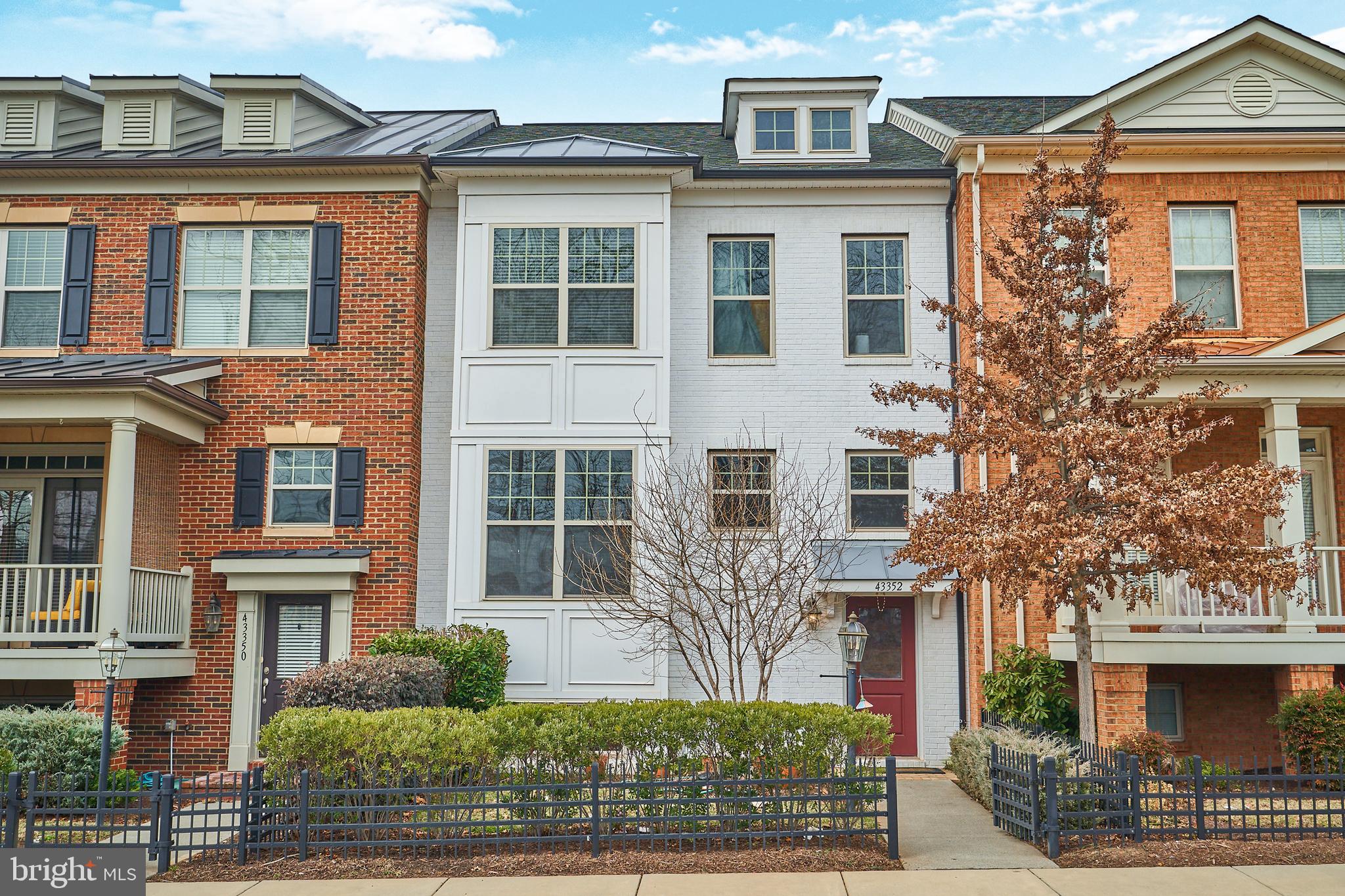 STATION VIEW - Residential Lease