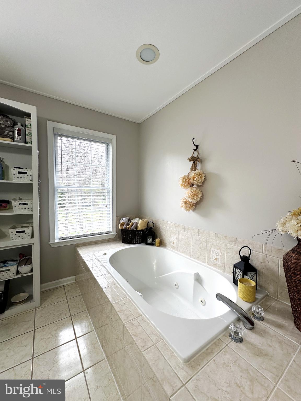 STONELEIGH - Residential