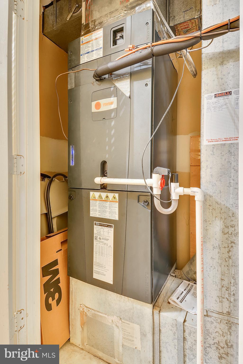 HAHN PROPERTY - Residential